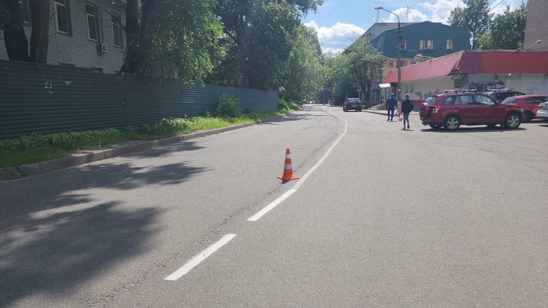 вертикалки, пушкино, дорожная разметка, коммунальная служба, краска, рабочие, нанесение разметки на дорогу,