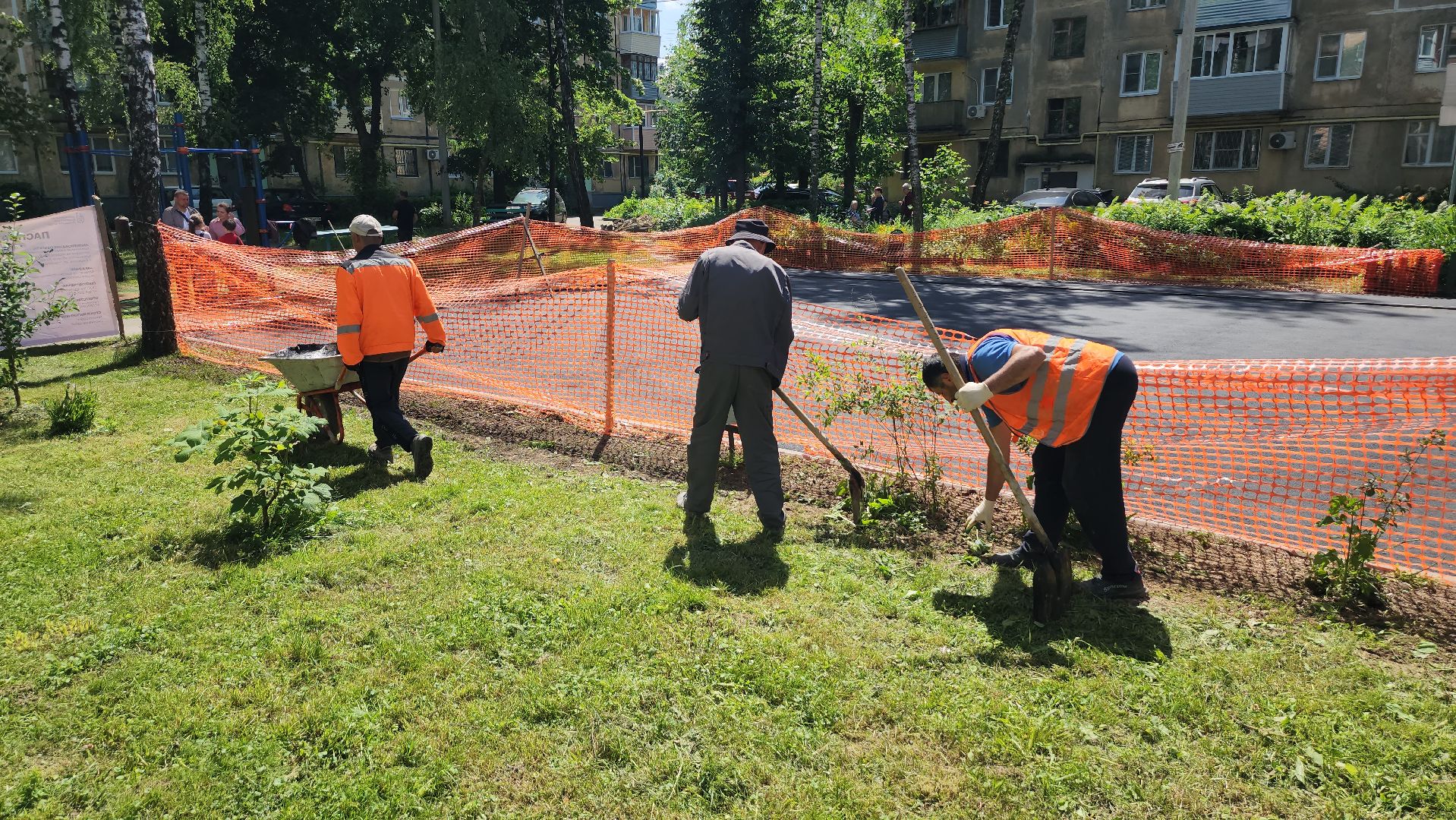 серпухов, улица горького, детская площадка,