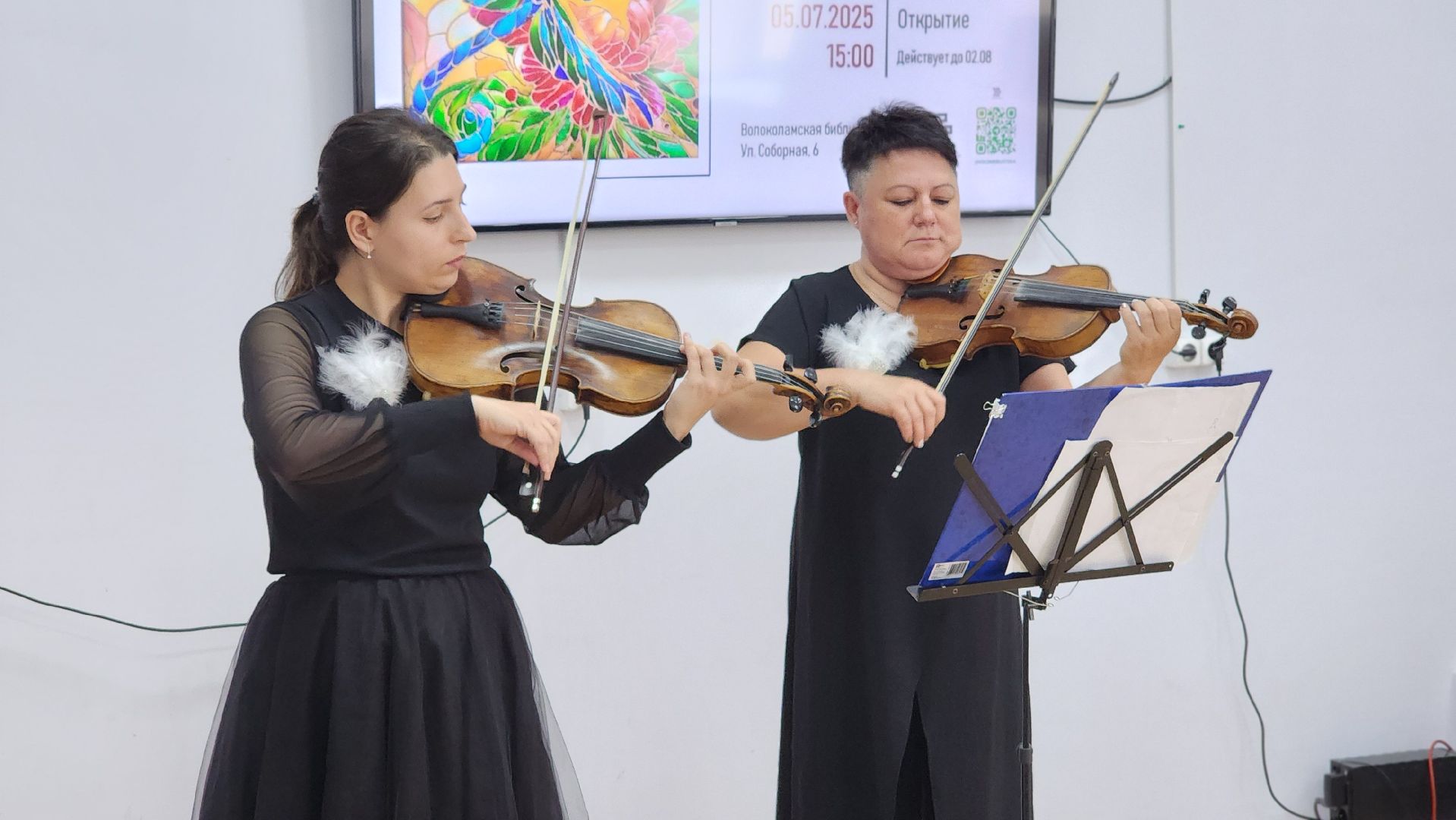 волоколамск, волоколамская библиотека, детская школа искусств, художественная выставка,волоколамский муниципальный округ,