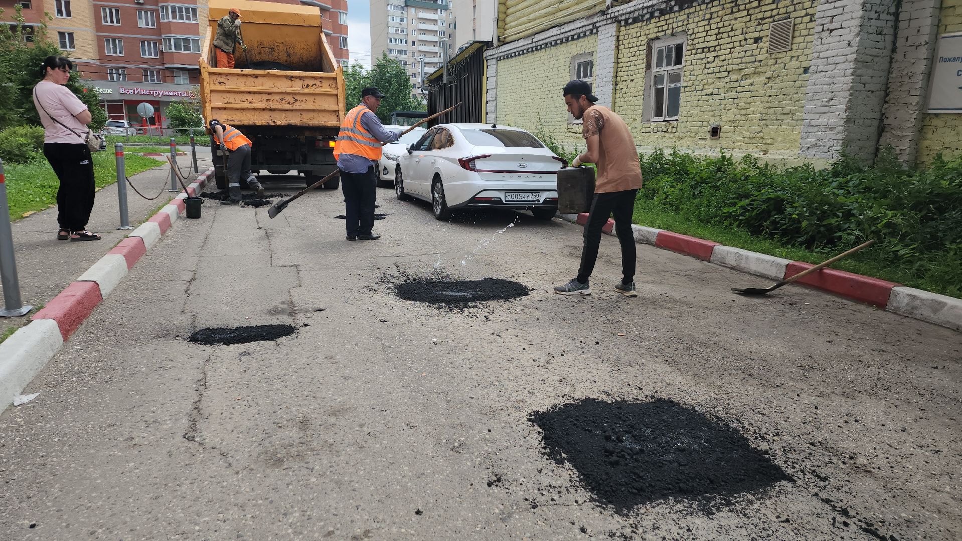 ивантеевка, вертикалки, ямочный ремонт, коммунальная служба,асфальтирование дворов,рабочие,добродел,жкх,благоустройство,