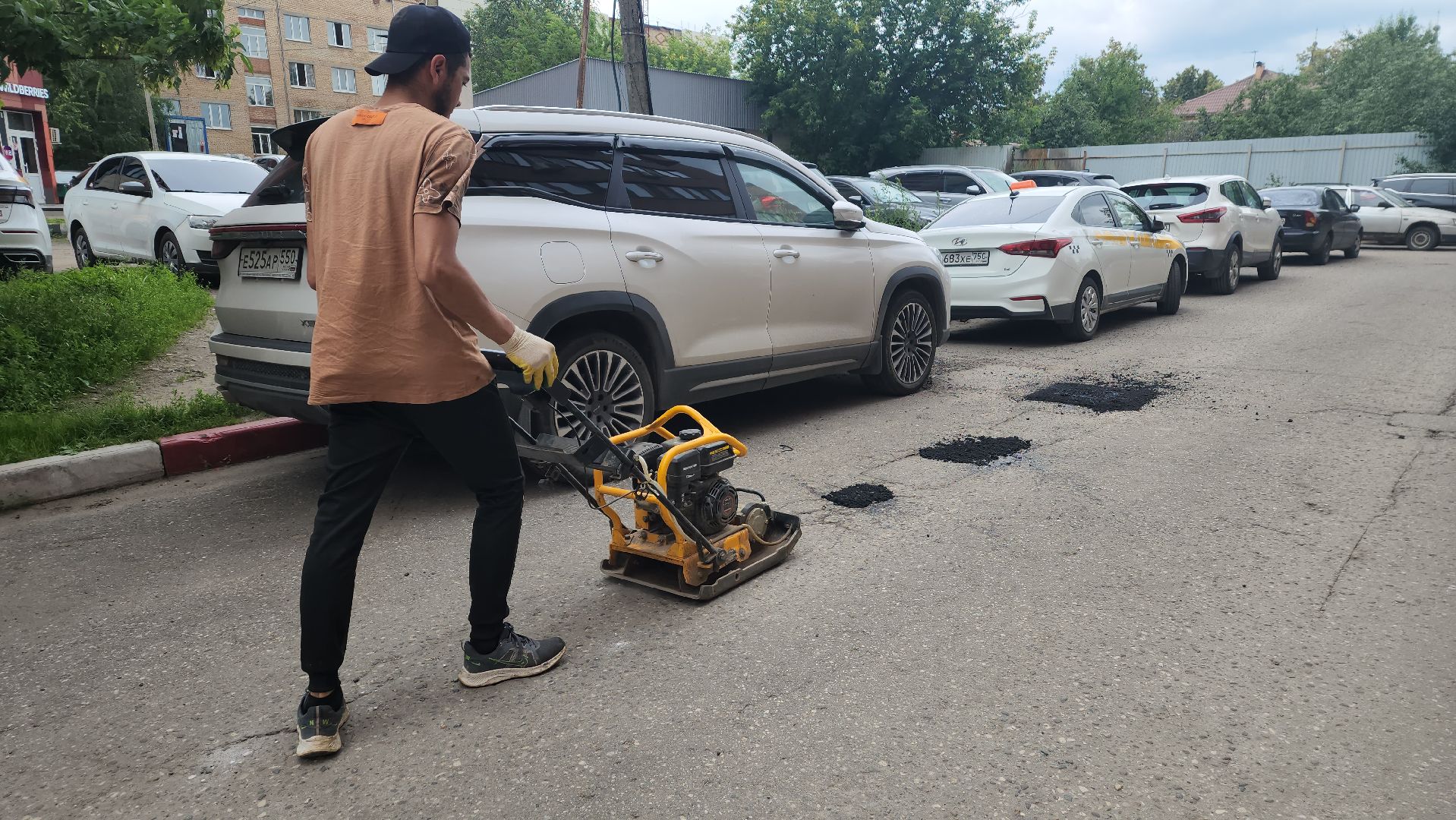 ивантеевка, вертикалки, ямочный ремонт, коммунальная служба,асфальтирование дворов,рабочие,добродел,жкх,благоустройство,