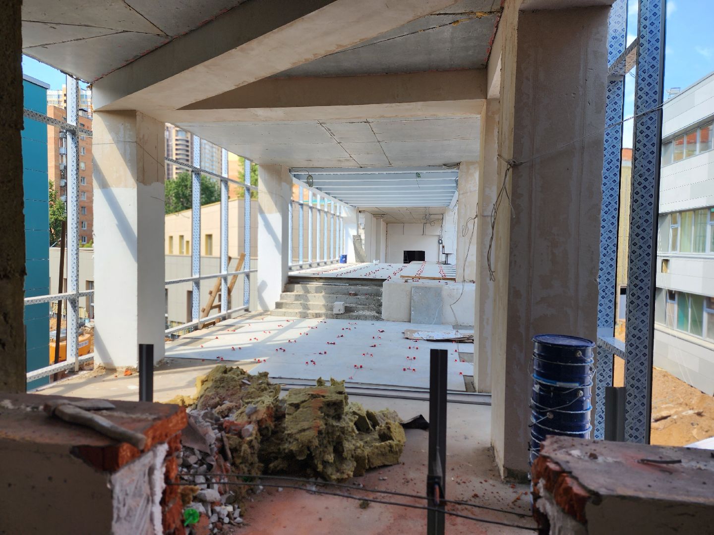 королёв, строительство пристройки к школе, пристройка на 400 мест, губернатор московской области, школа 1,