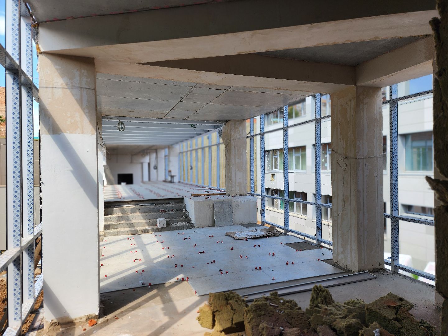 королёв, строительство пристройки к школе, пристройка на 400 мест, губернатор московской области, школа 1,