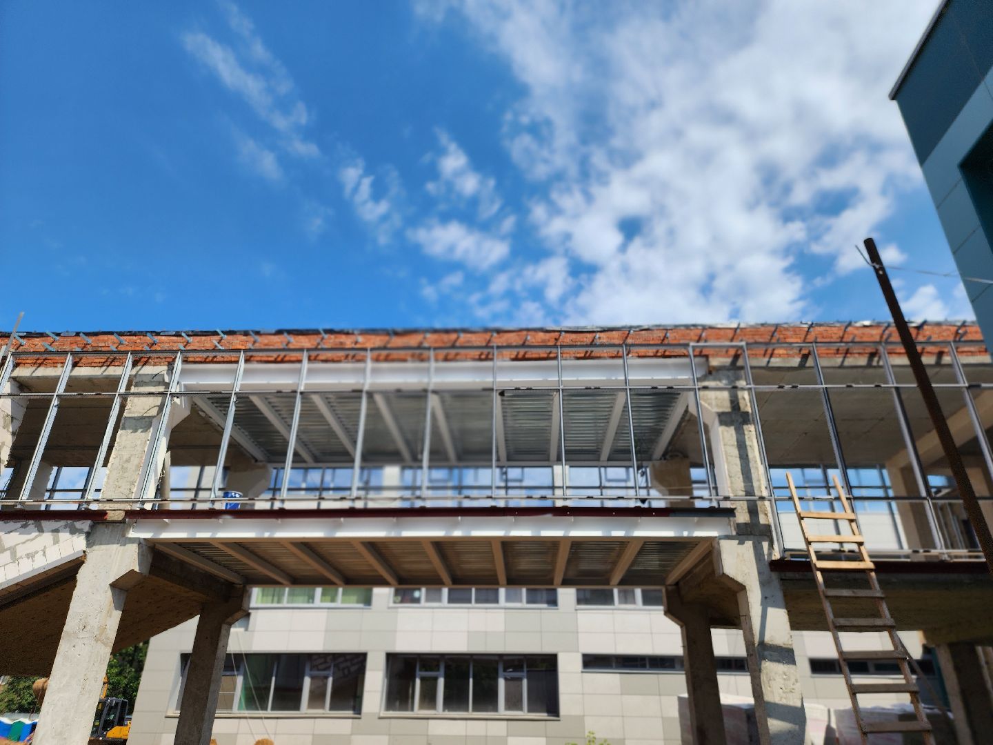 королёв, строительство пристройки к школе, пристройка на 400 мест, губернатор московской области, школа 1,