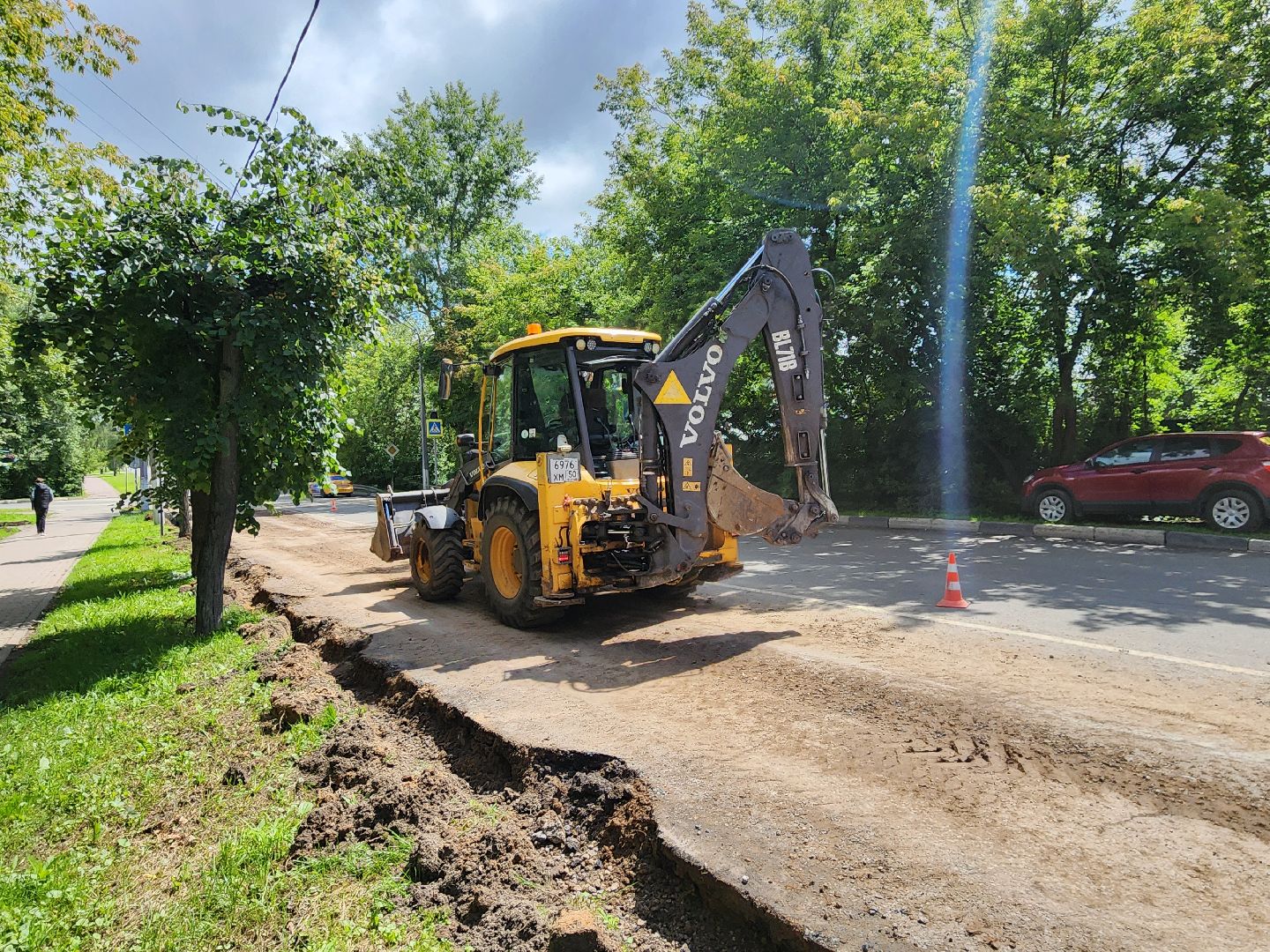 чехов, улица мира, дорожный ремонт , капремонт проезжей части , новые бордюры, автостоянки, парковочные карманы , тротуары, обновление, госпрограмма московской области, развитие дорожной инфраструктуры,