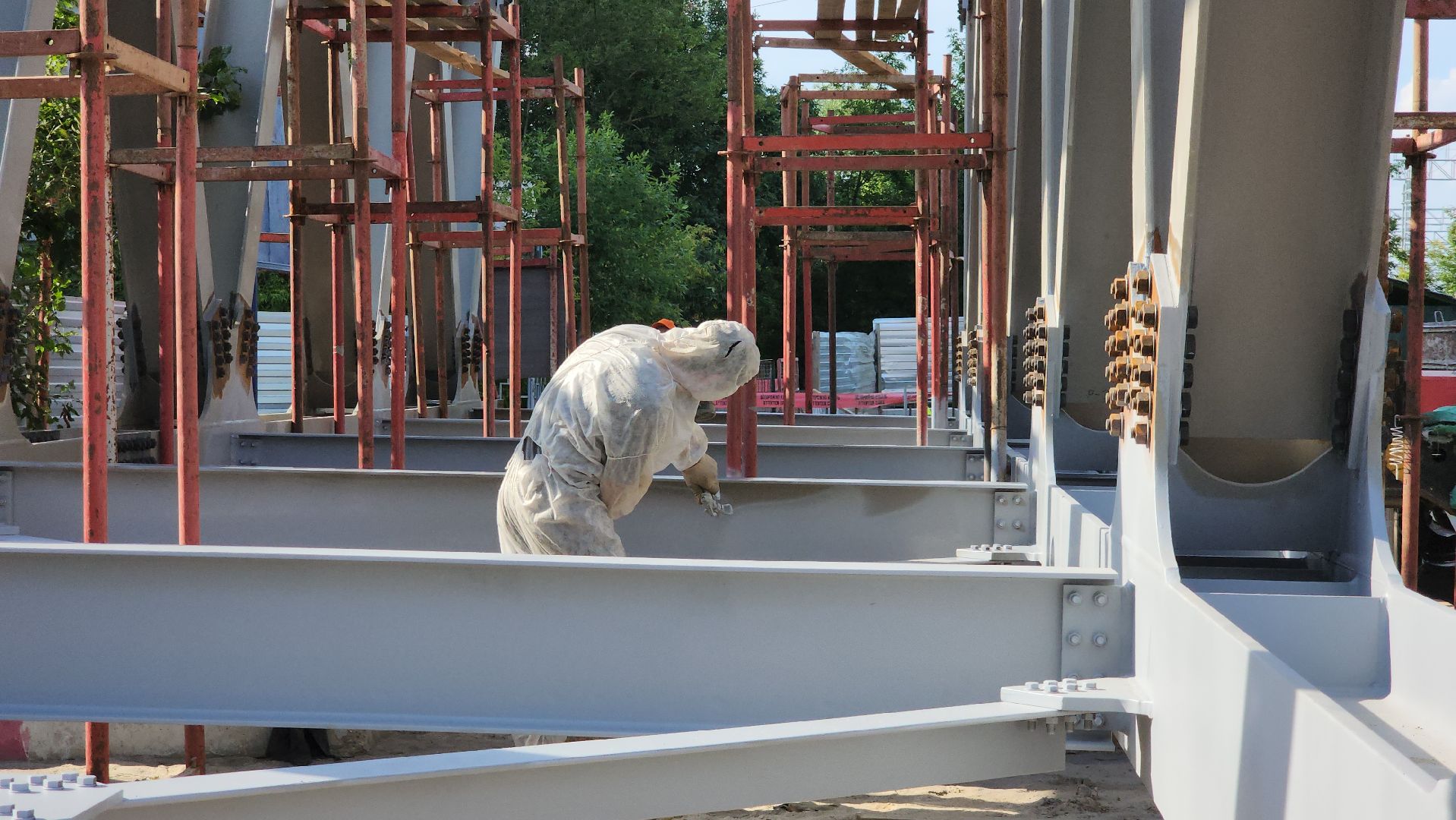 Эмаль, Покраска , надземный переход, Лобня,
