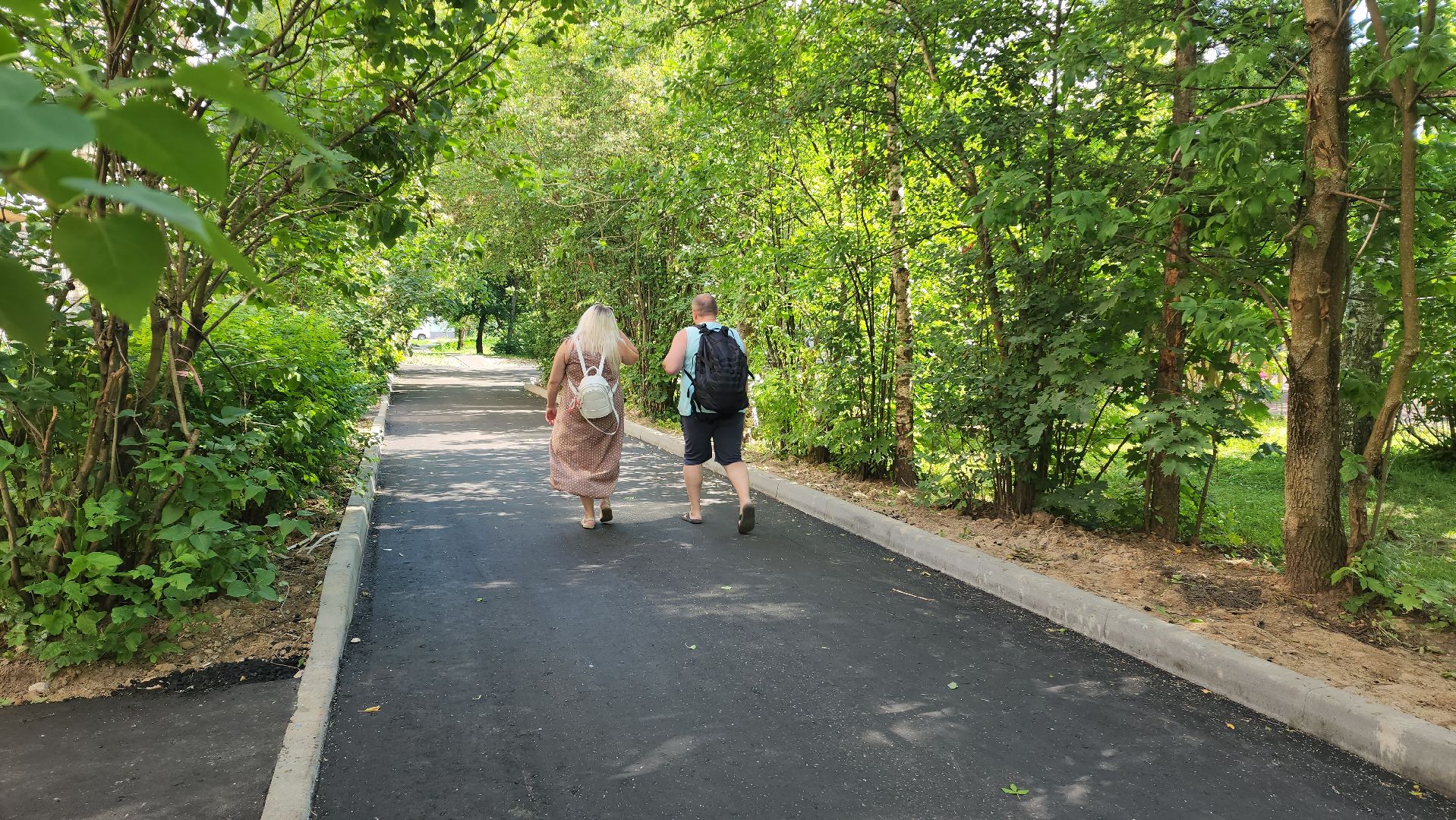 Асфальтирование , новый асфальт, Лобня, Благоустройство дворов,