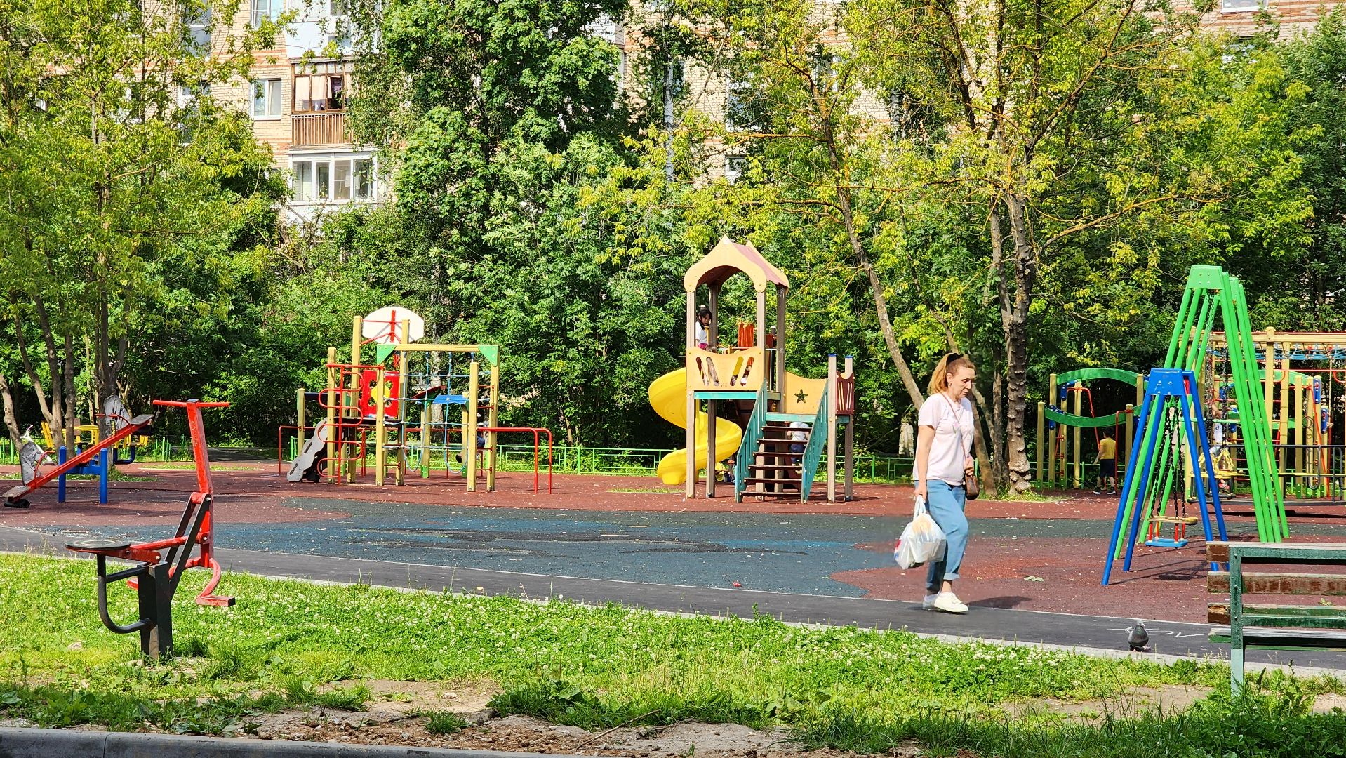 Асфальтирование , новый асфальт, Лобня, Благоустройство дворов,