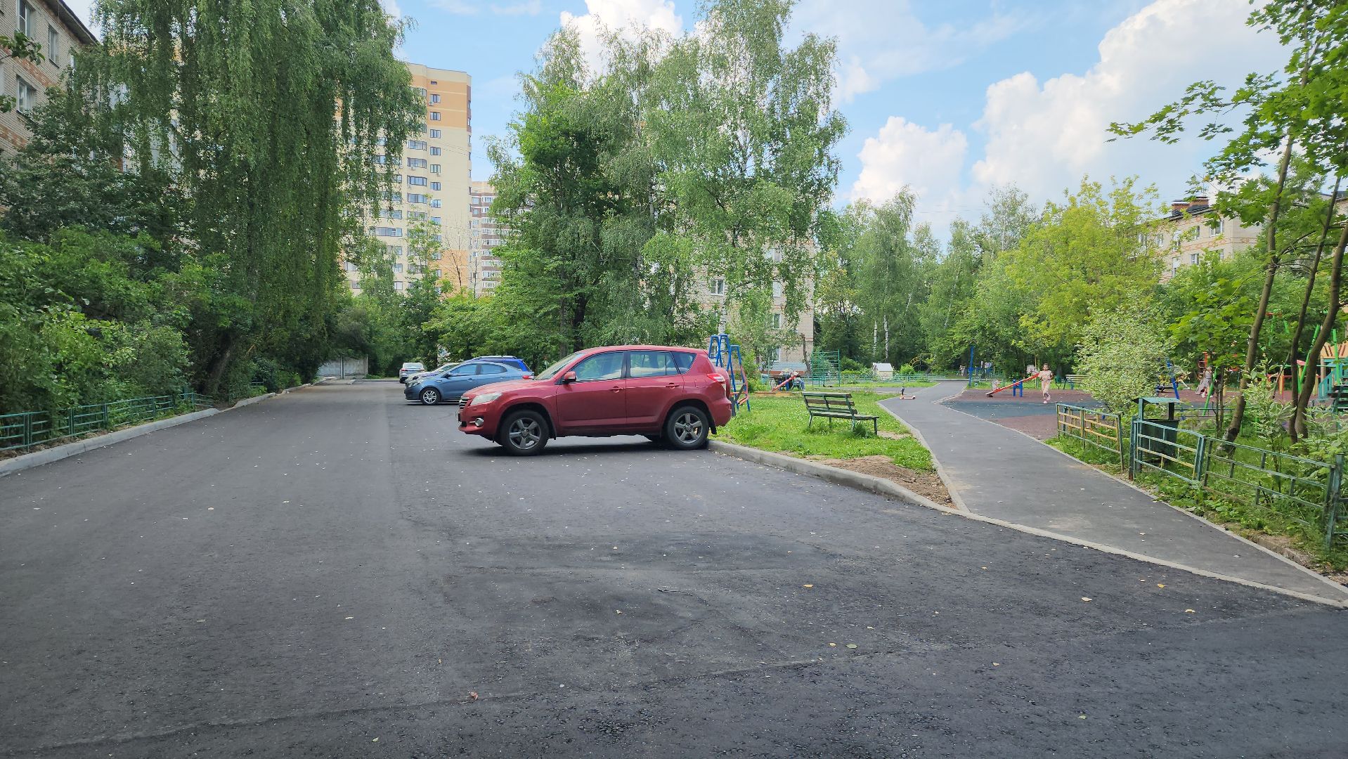 Асфальтирование , новый асфальт, Лобня, Благоустройство дворов,