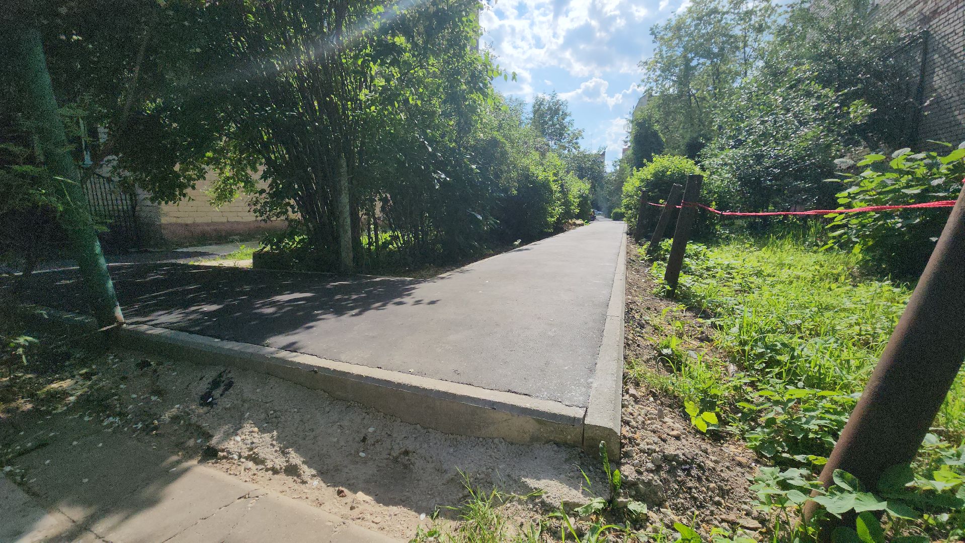 Асфальтирование , новый асфальт, Лобня, Благоустройство дворов,