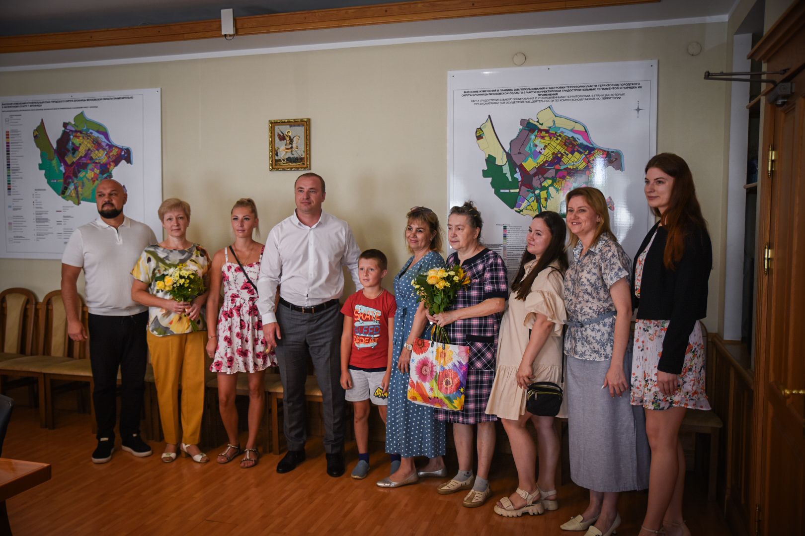 бронницы, вручение ключей переселенцам , переселенцы из аварийного жилья,