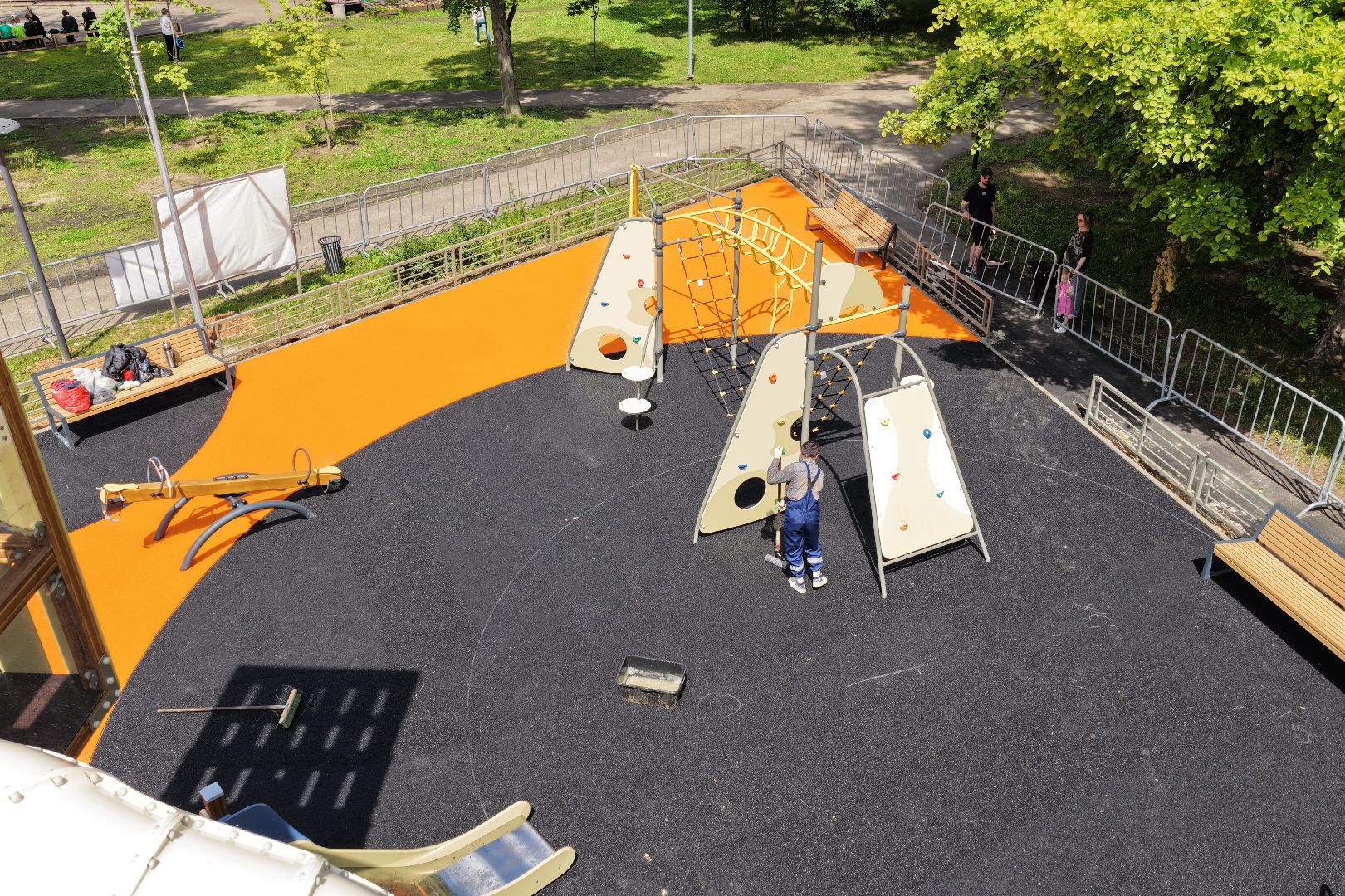 видео с коптера, парк фабричный пруд реутов, благоустройство реутов, игровая зона в парке ,