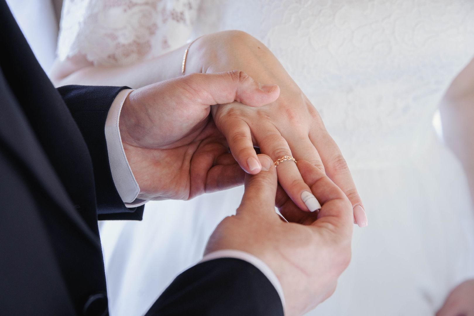 Реутов, парк, выездная свадьба, свадьба на пруду,