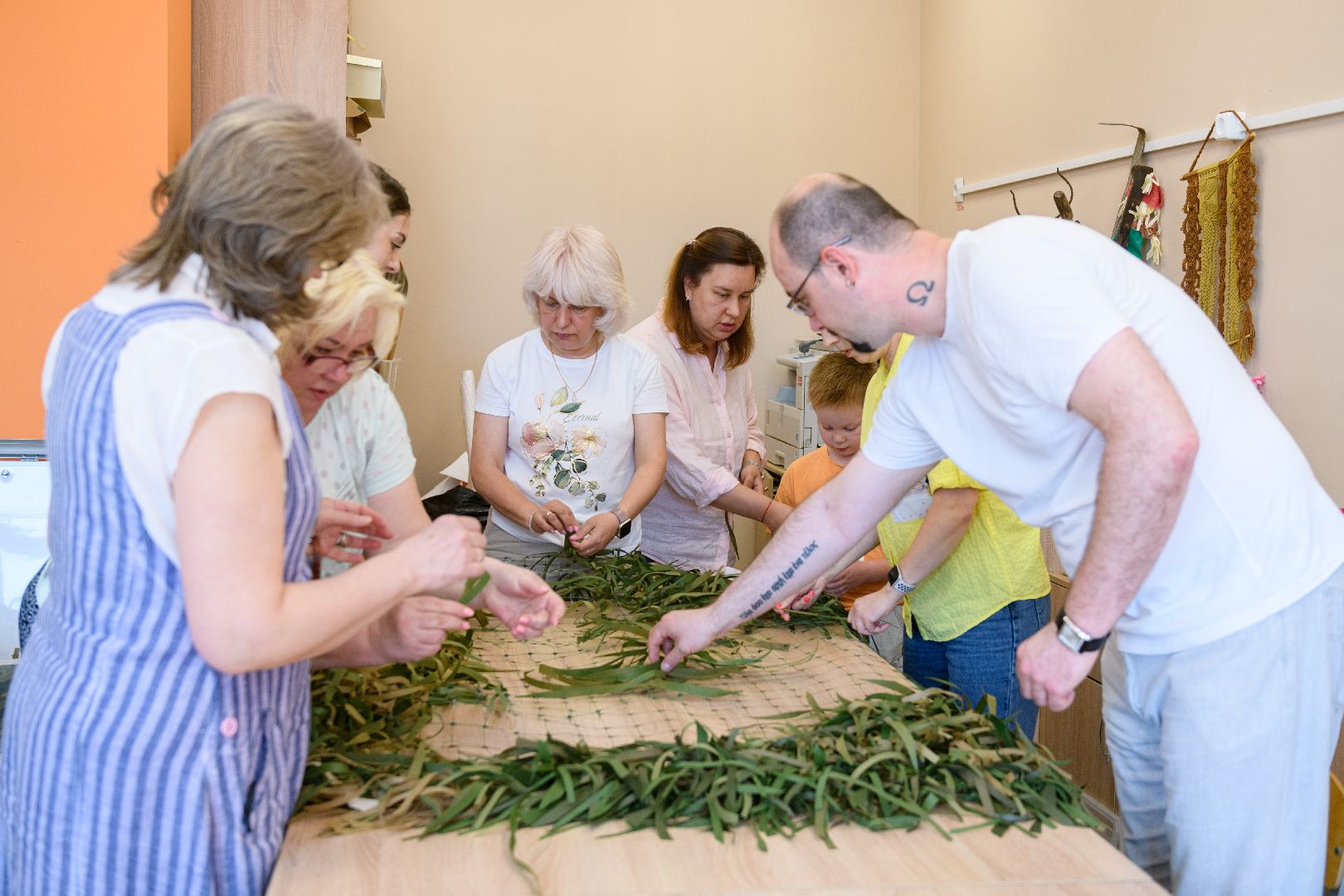 золотые руки ангела, маскировочные сети, общество, лыткарино гимназия 1, волонтеры,