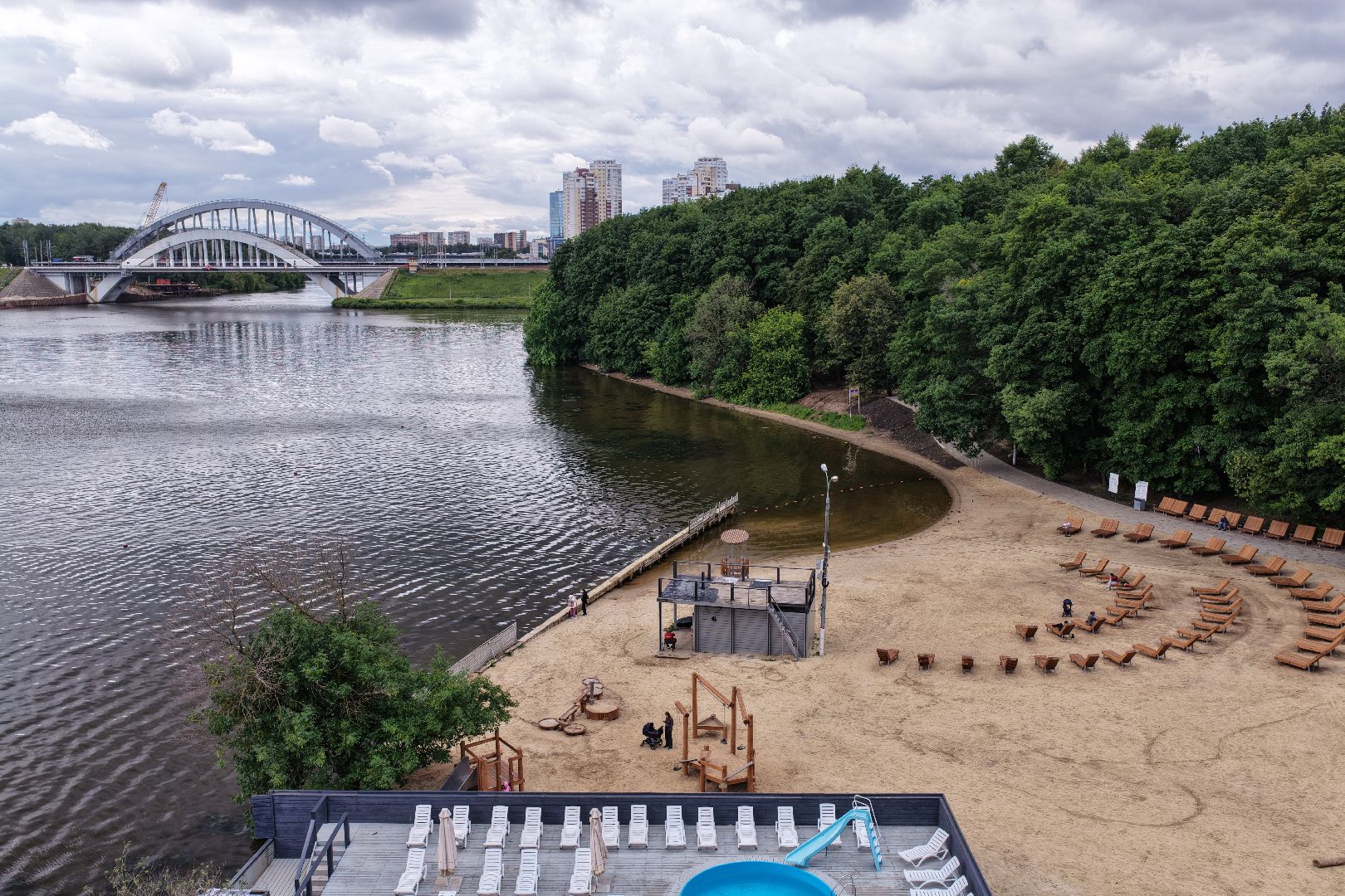 видео с коптера, пляжная зона в химках, парк имени льва толстого, лето в подмосковье,