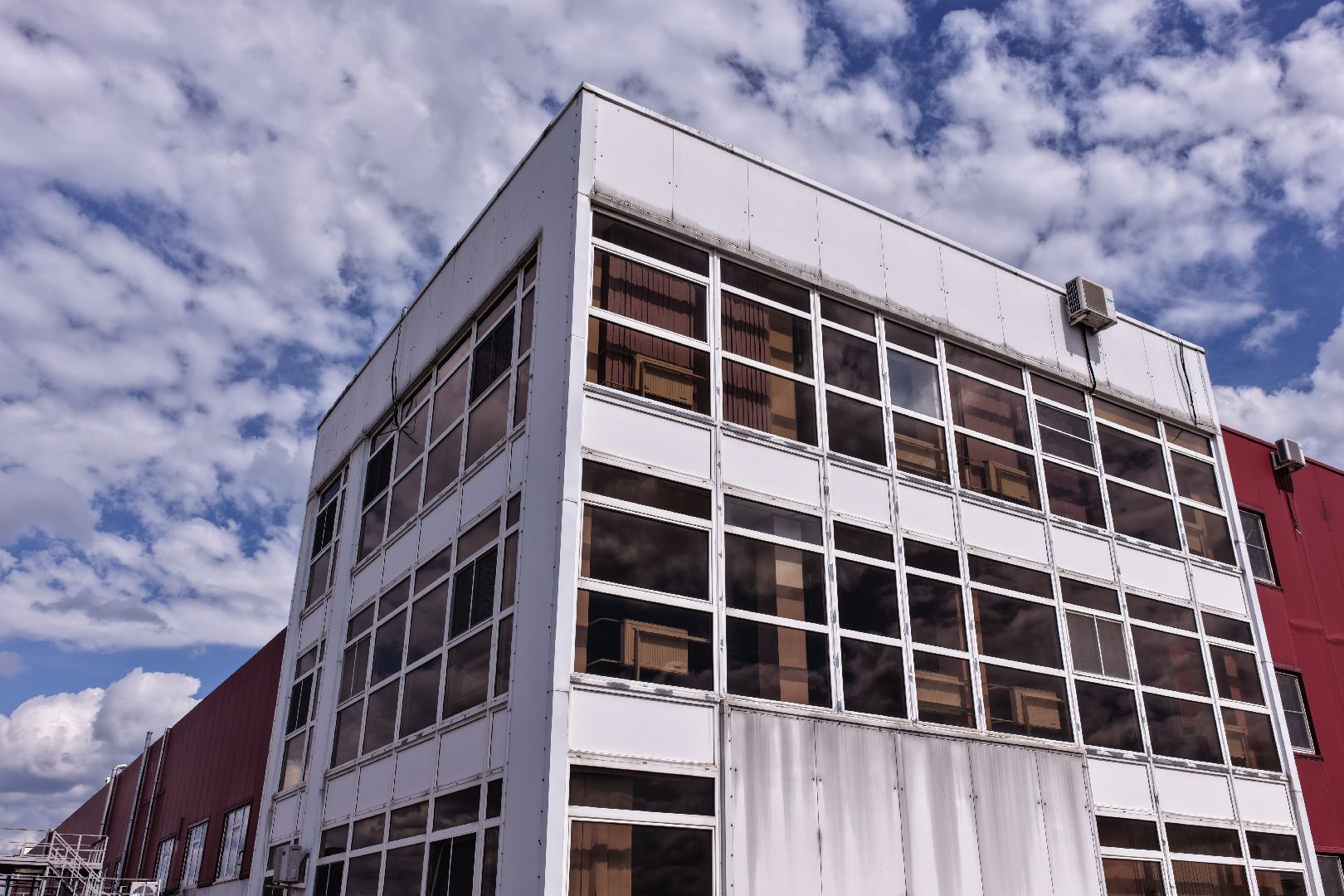 видео с коптера,  производство БАДов, завод в рузе,