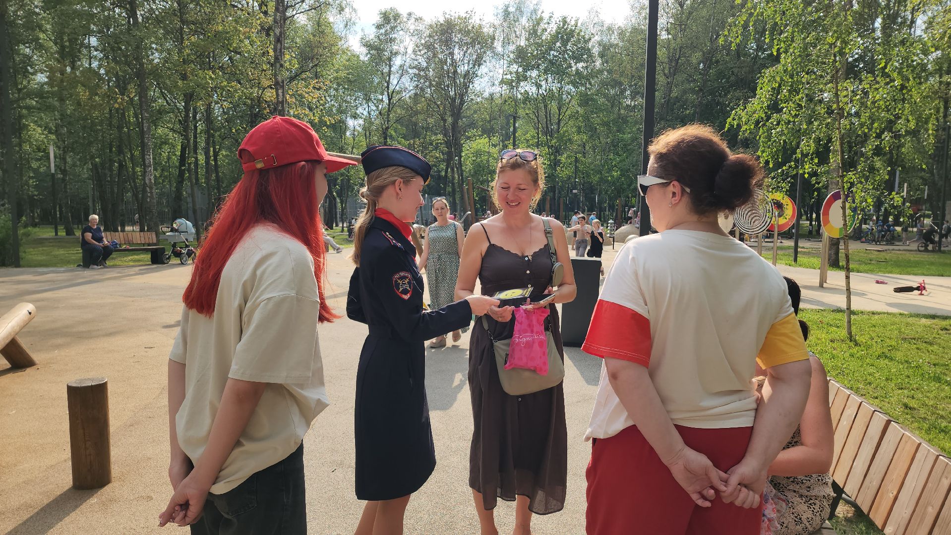 Акция, Светоотражатели , светоотражающие элементы,Лобня ,госавтоинспекция,