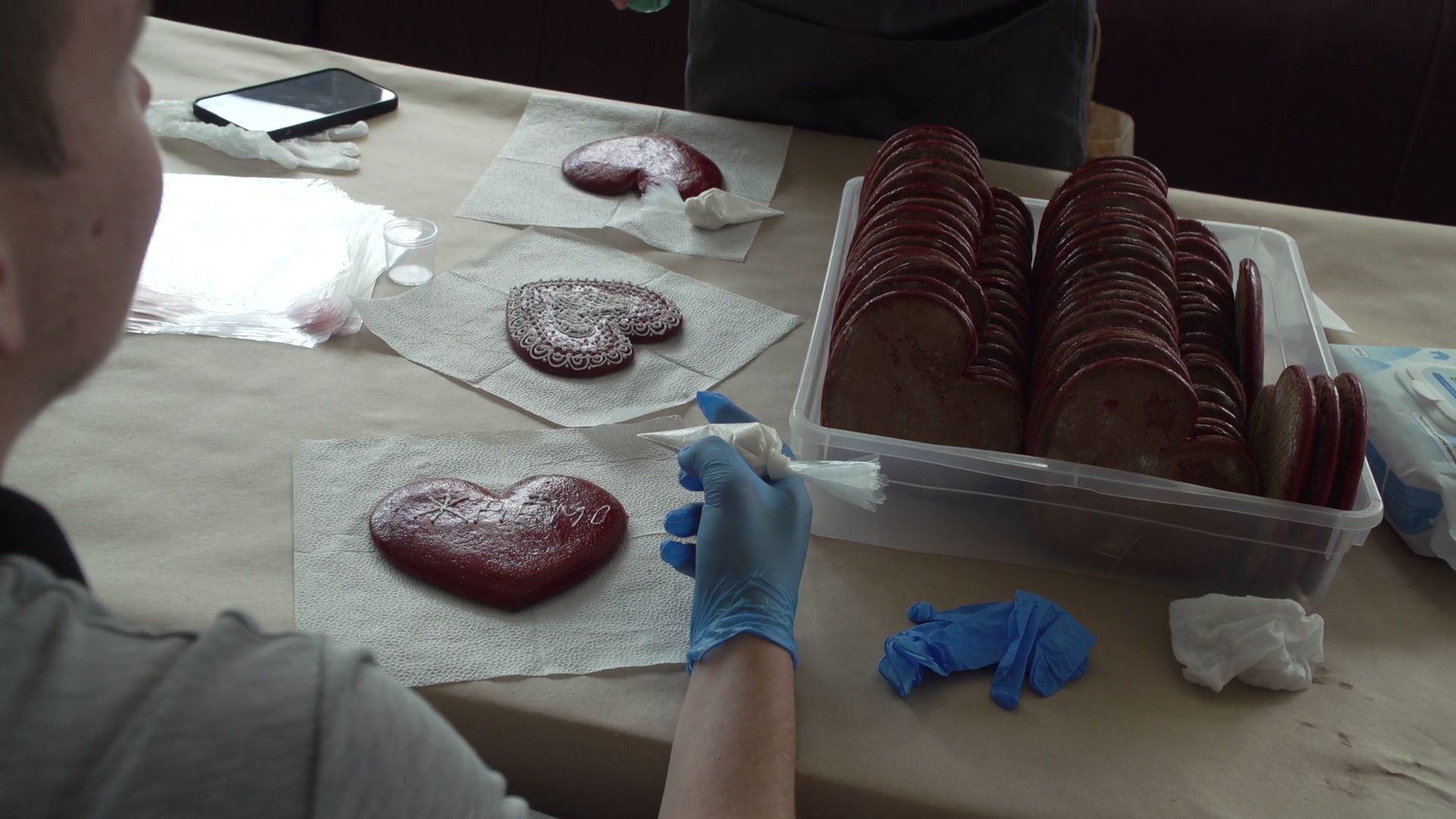 Реутов, СВО, подарки бойцам, расписные пряники, чебурашки,