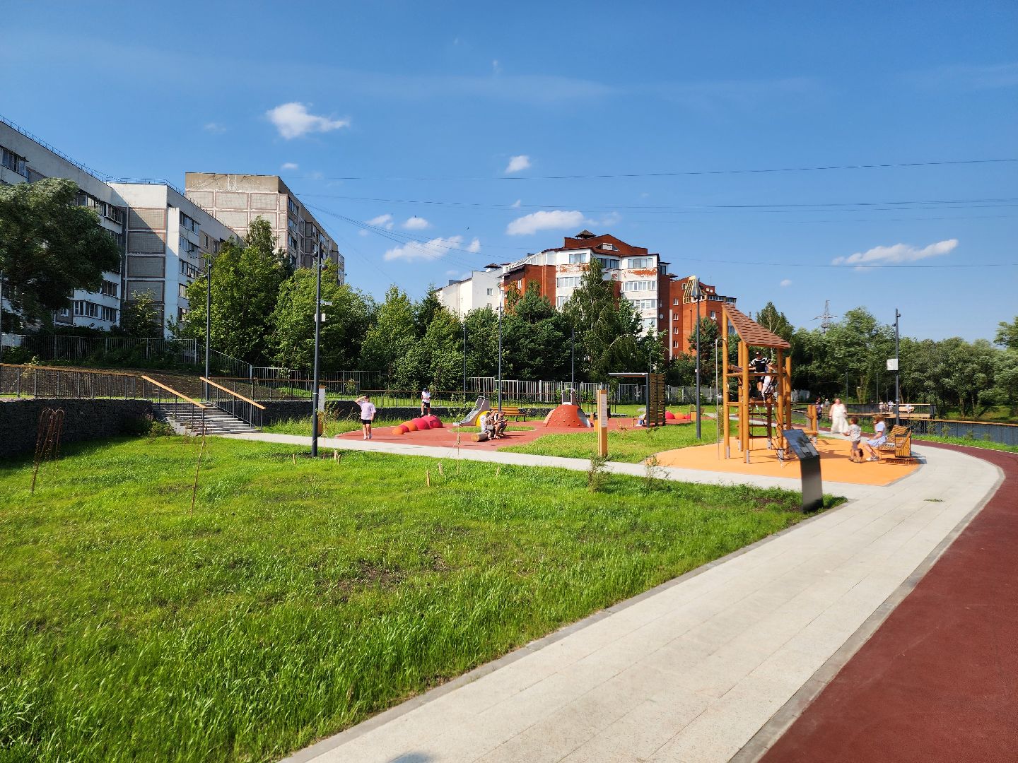 чехов, улица береговая, набережная реки теребенка, благоустройство, реконструкция, обновление, детские игровые площадки, детские комплексы, игровые элементы, зоны отдыха, скамейки и урны, озеленение, пешеходные дорожки, велосипедные дорожки, спортивные площадки, пляж, видеокамеры, госпрограмма московской области, формирование комфортной городской среды,