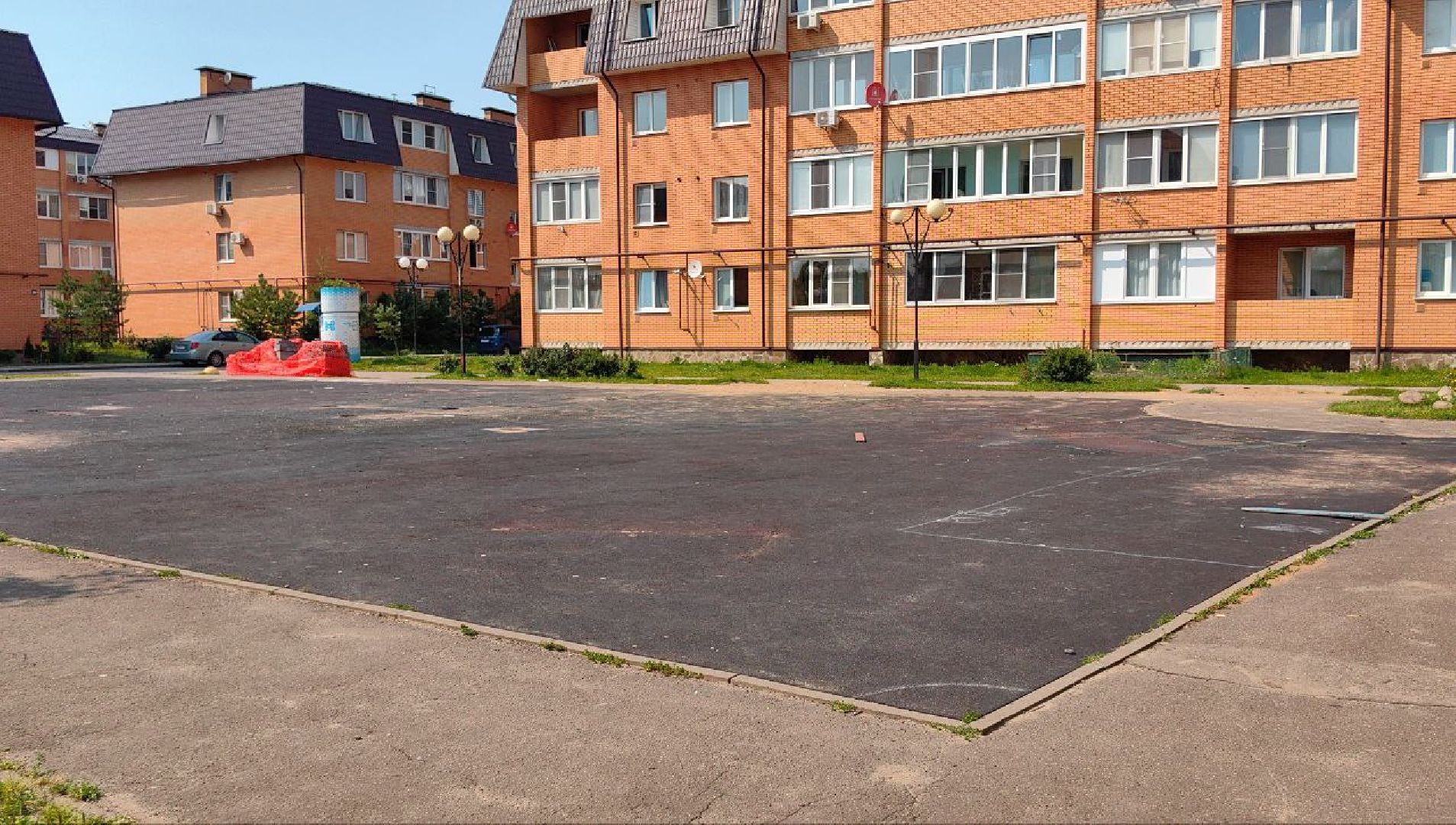 площадка, воркаут, качели, урны,