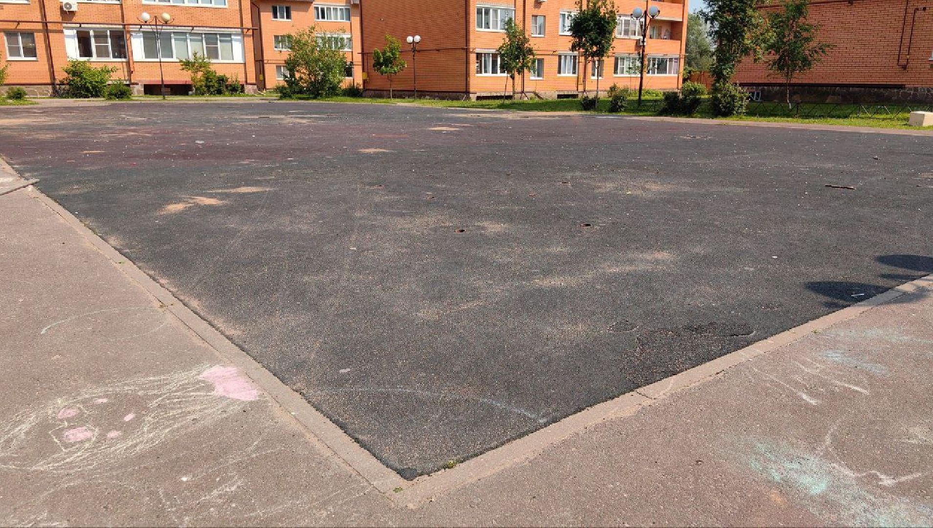 площадка, воркаут, качели, урны,