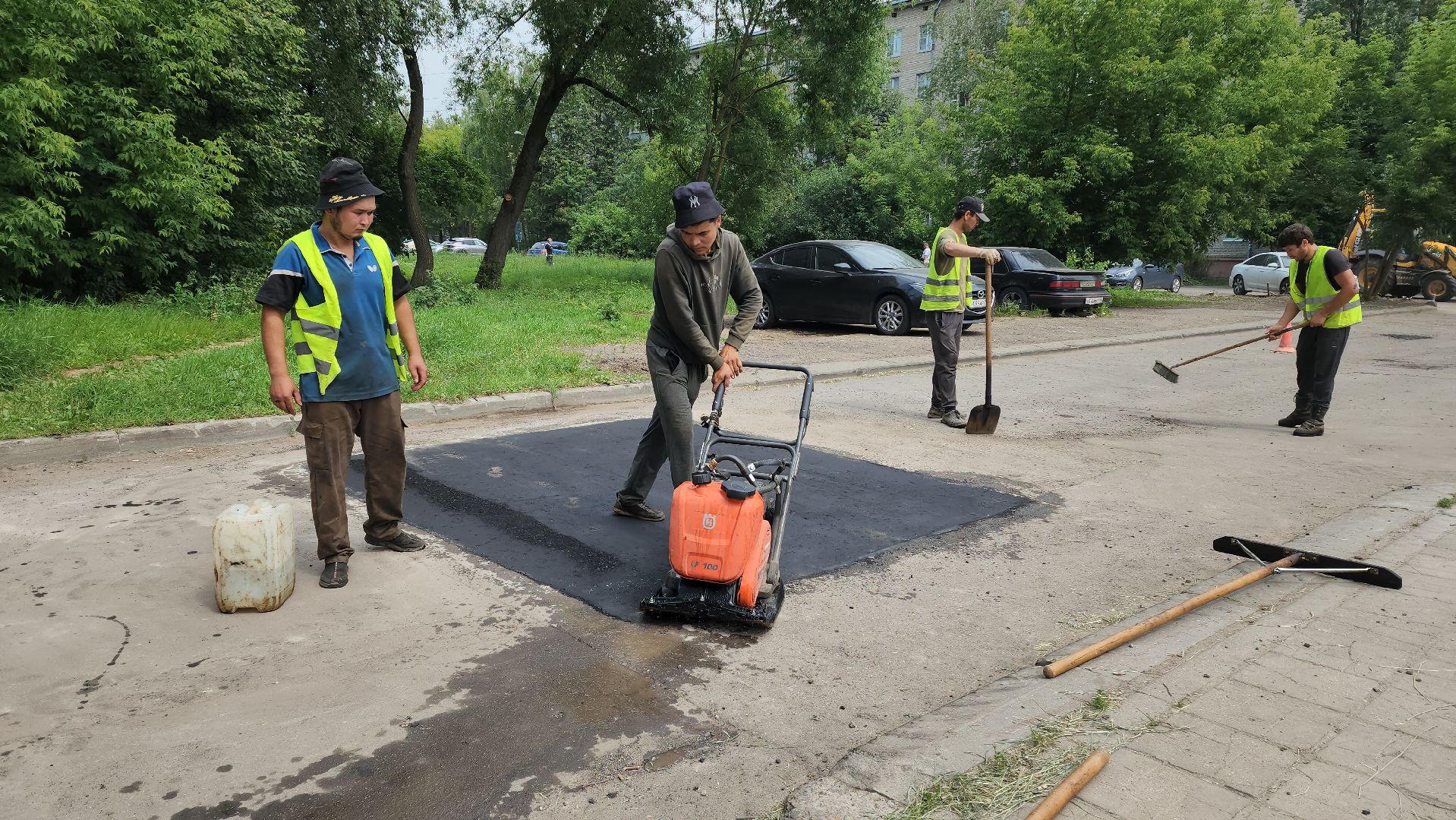 Асфальтирование , ямочный ремонт дорог, Лобня,