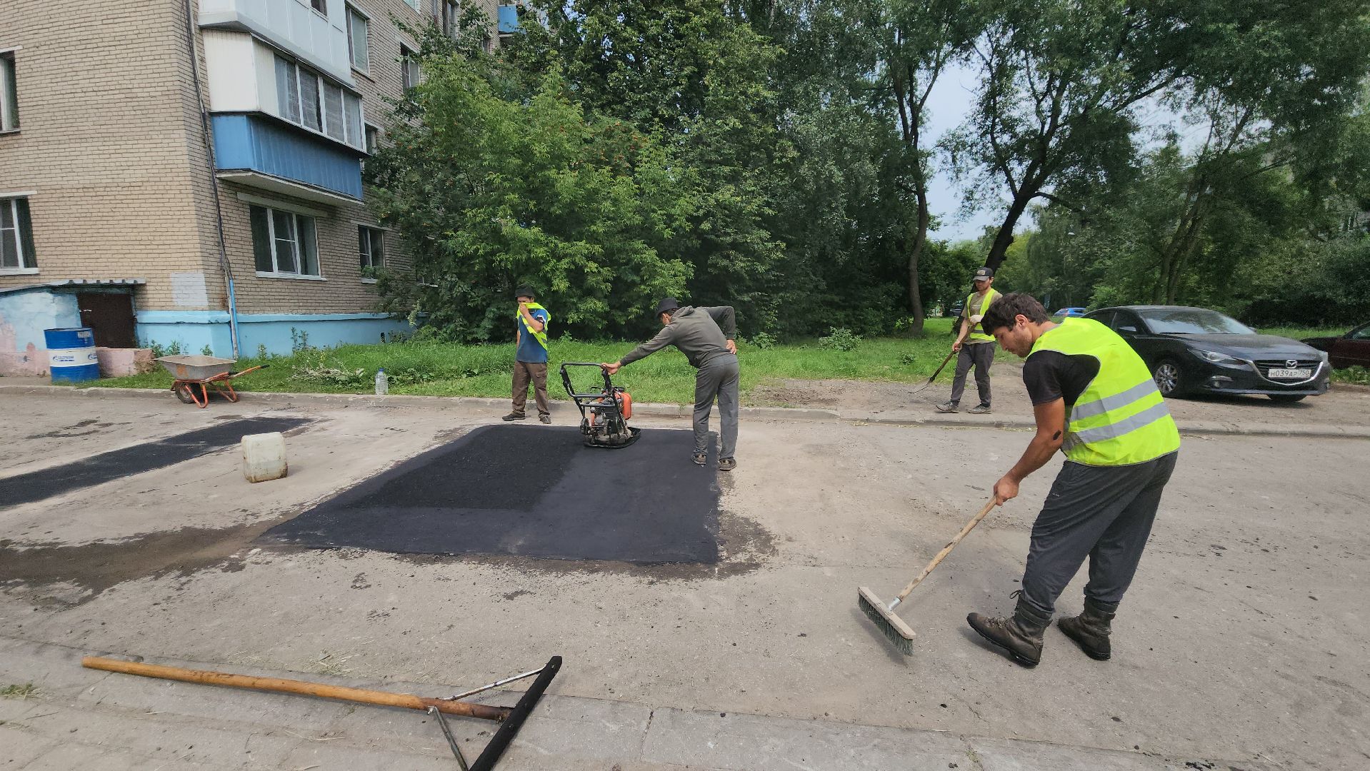 Асфальтирование , ямочный ремонт дорог, Лобня,