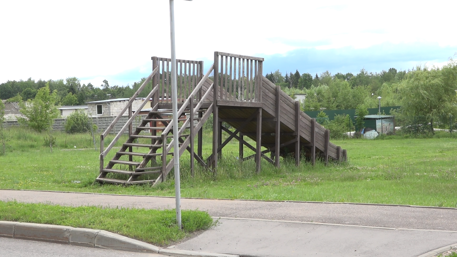 детская площадка, власиха школьный, микрорайон школьный, деревянная горка, мафы для площадки,