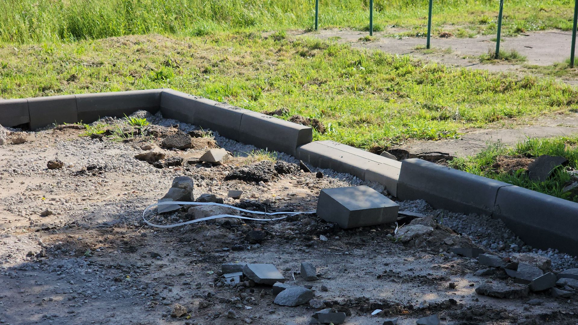 щёлково, благоустройство двора, новые дорожки, Деревенский двор,