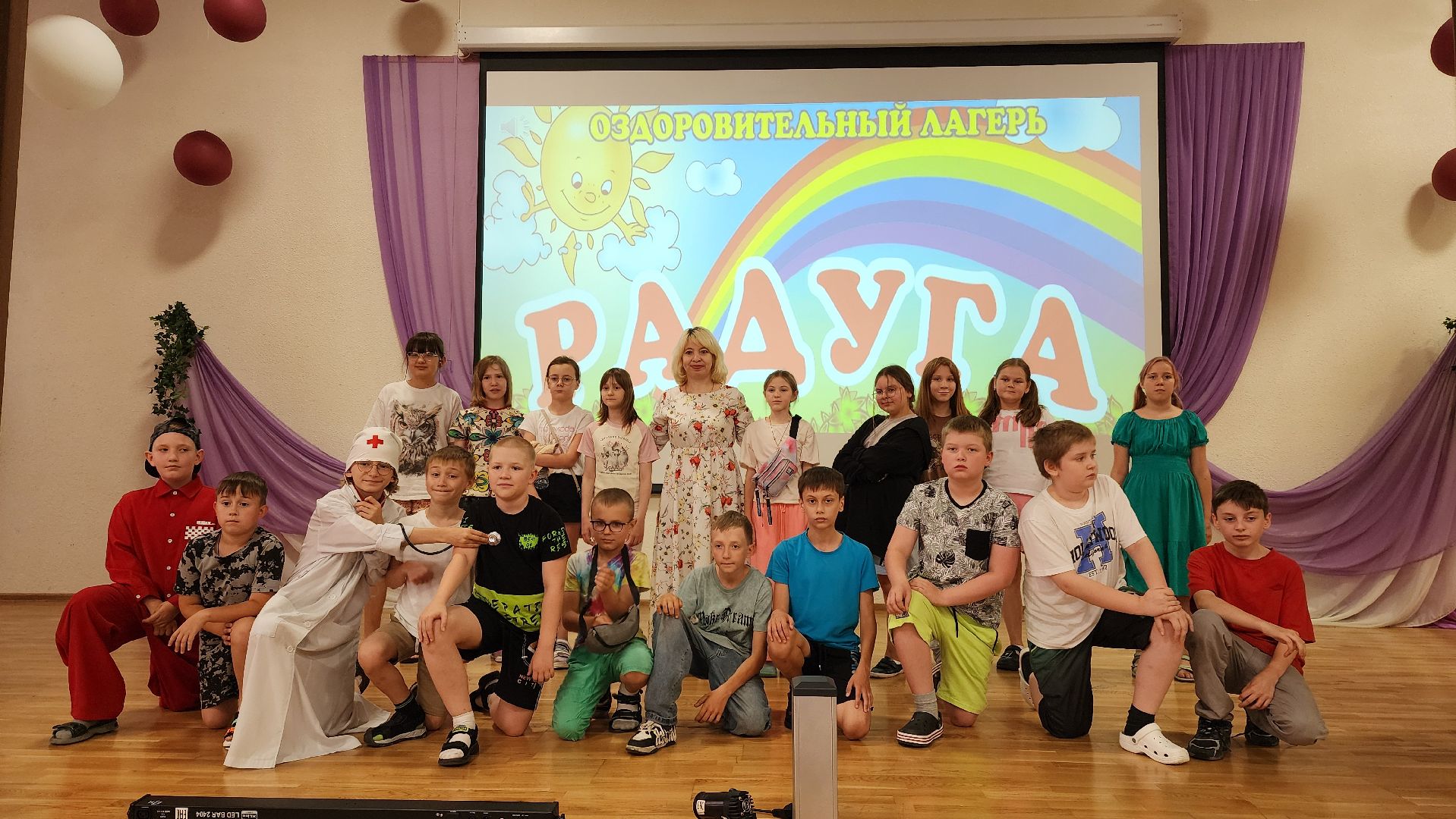 Танцы, Флешмоб, Лобня, закрытие летнего лагеря, летний лагерь,