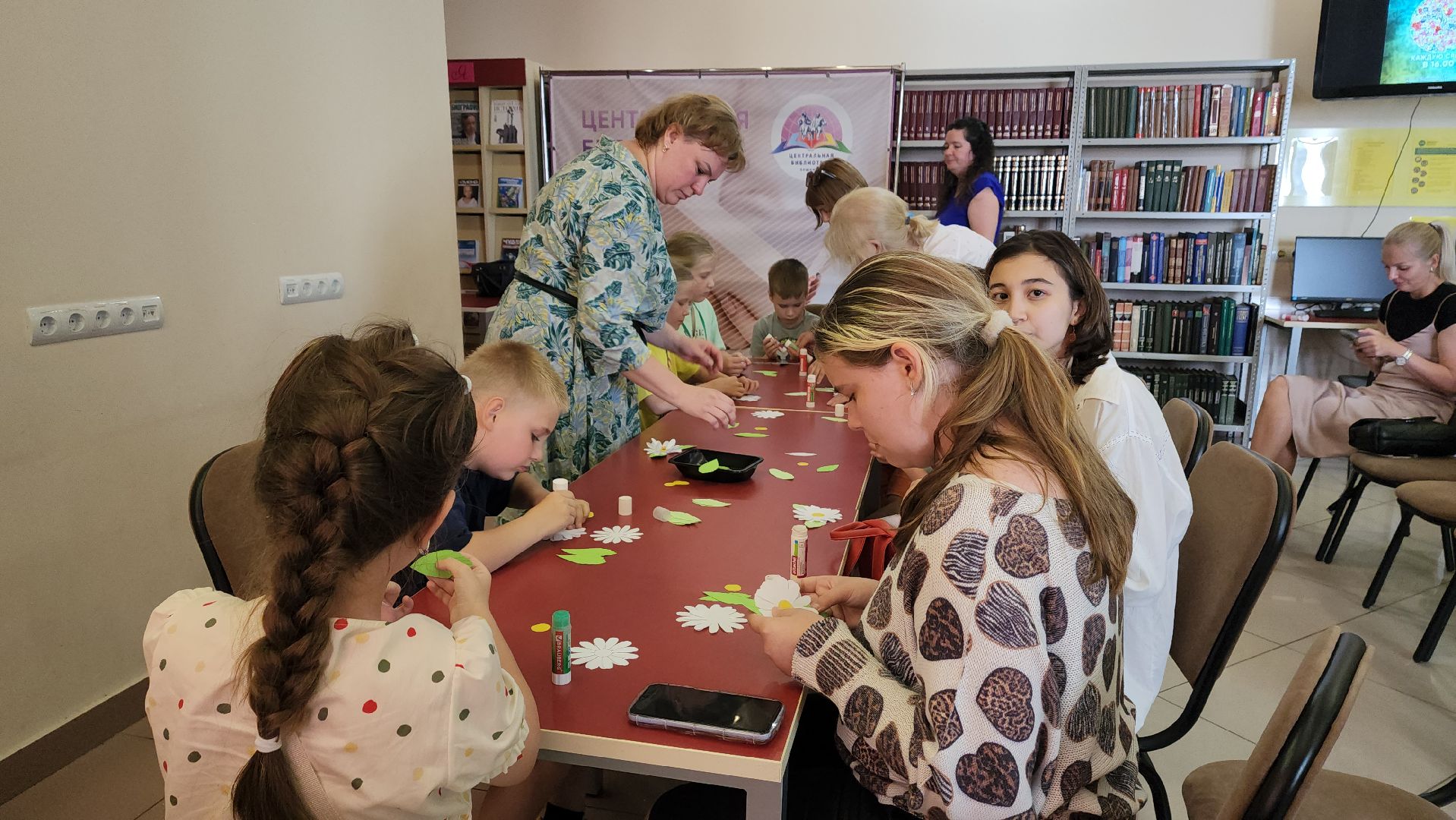 вертикалки, пушкино, библиотека, день семьи любви и верности, семейные ценности,викторина, викторина для детей,ромашка, мастер-класс,