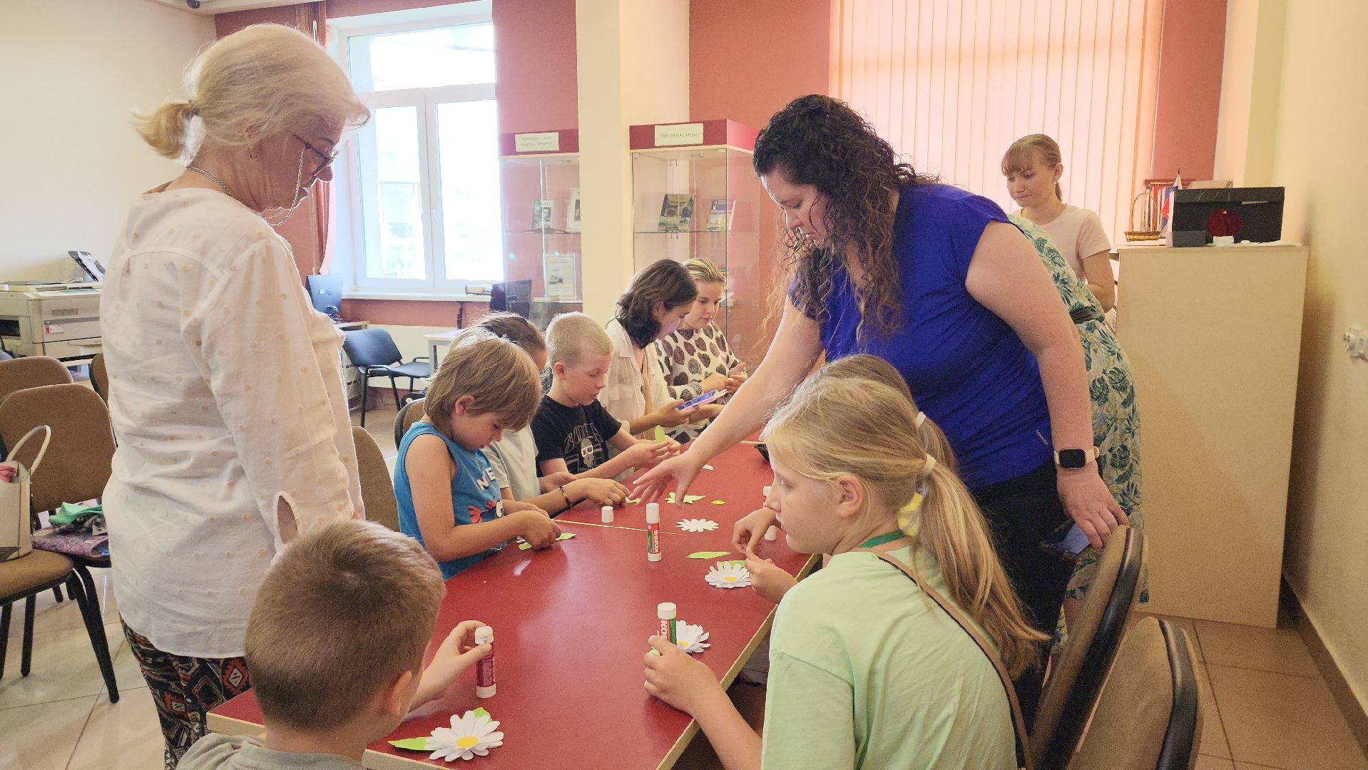 вертикалки, пушкино, библиотека, день семьи любви и верности, семейные ценности,викторина, викторина для детей,ромашка, мастер-класс,