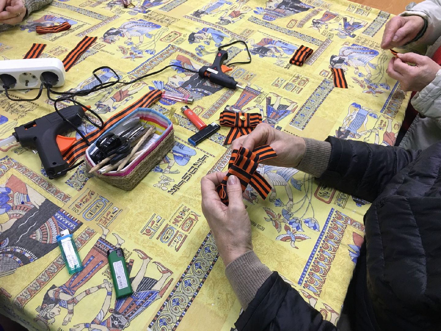 георгиевская лента, мастер-класс, библиотека, Протвино, День Победы