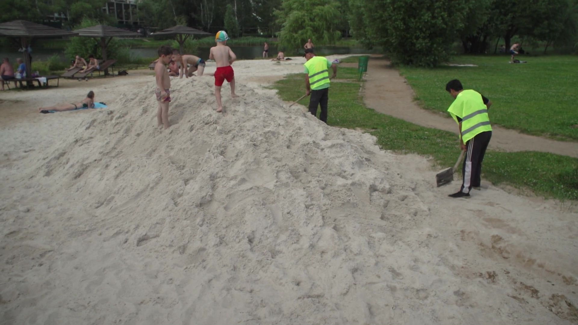 реутов, камазы, песок, пляж,