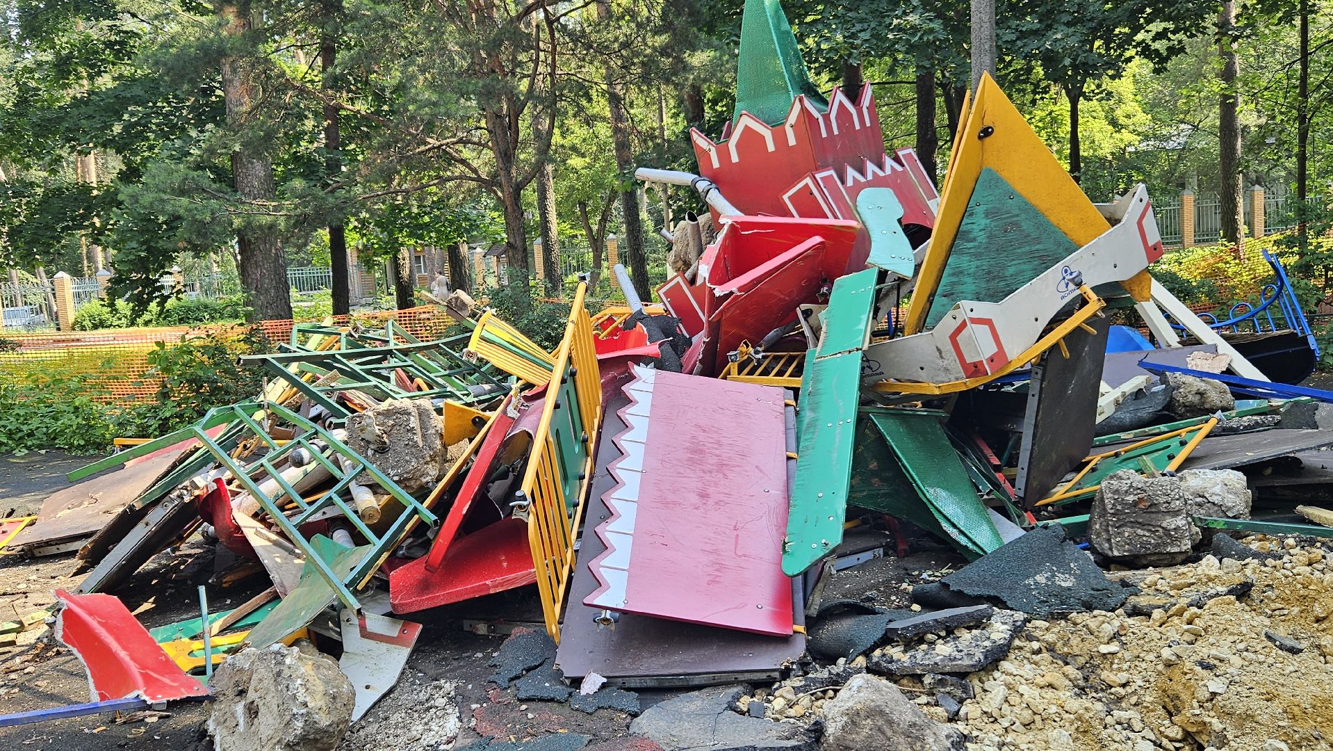 детская  площадка, жуковский, демонтаж,