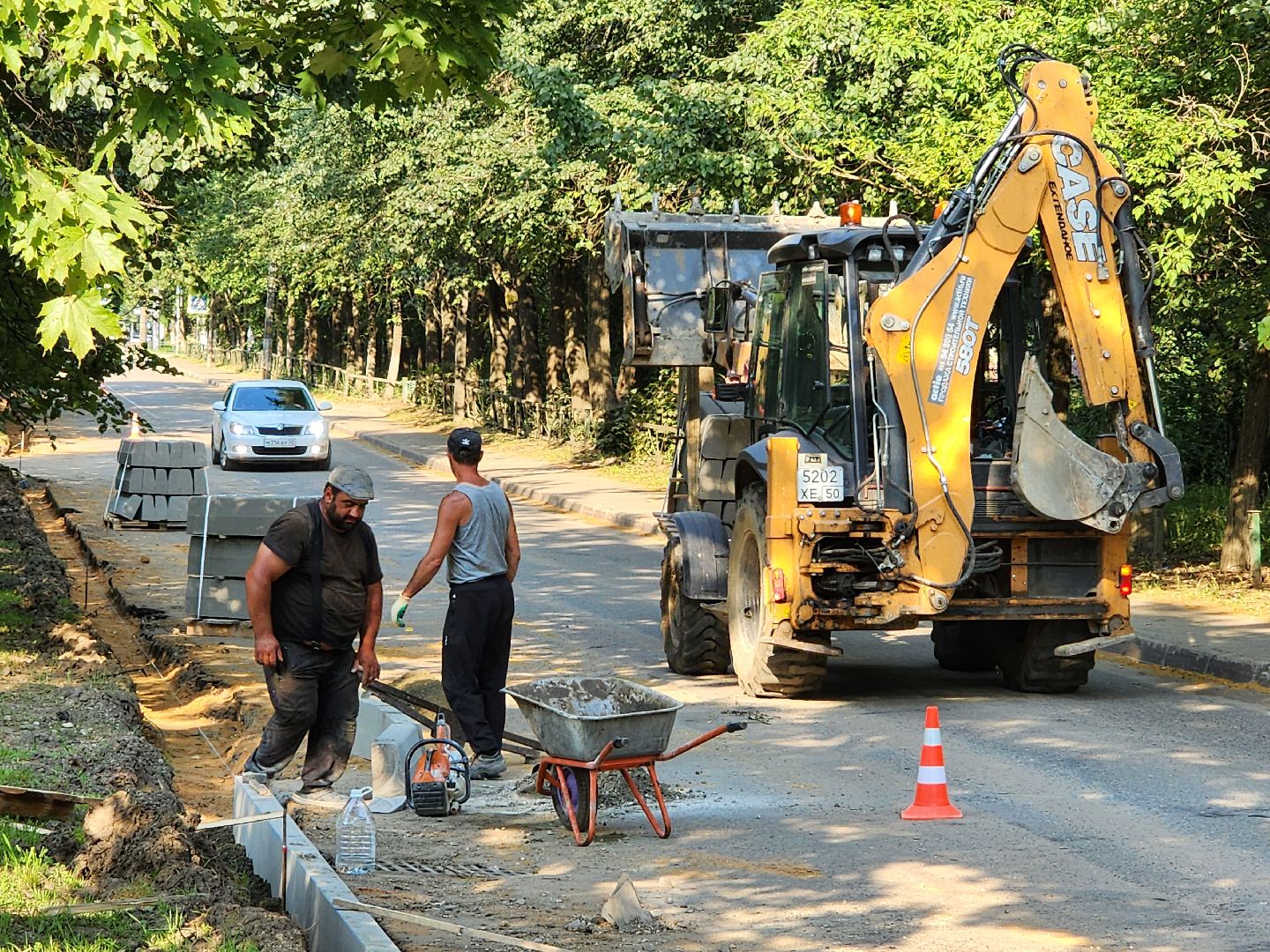 чехов, улица ильича, дорожный ремонт, капремонт дороги, установка бордюров, замена дорожного покрытия, госпрограмма московской области, развитие дорожного комплекса, план ремонта на 2025 год,
