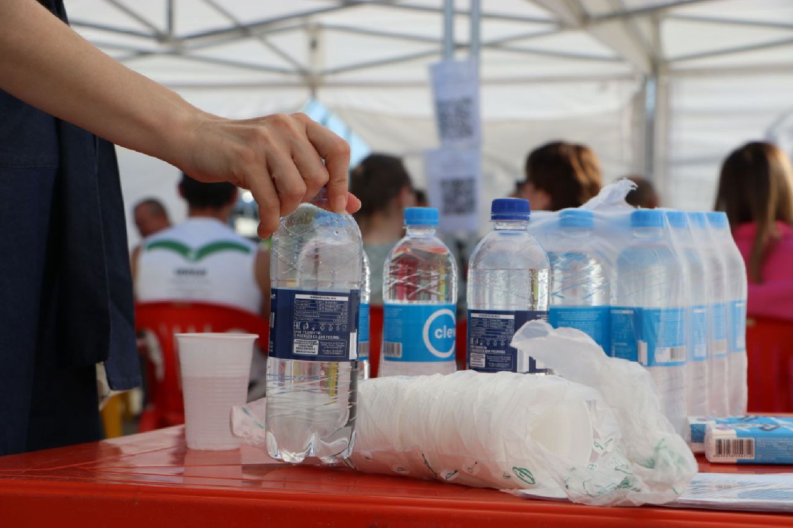 выездная администрация в парке,серебряные пруды, парк серебряный,