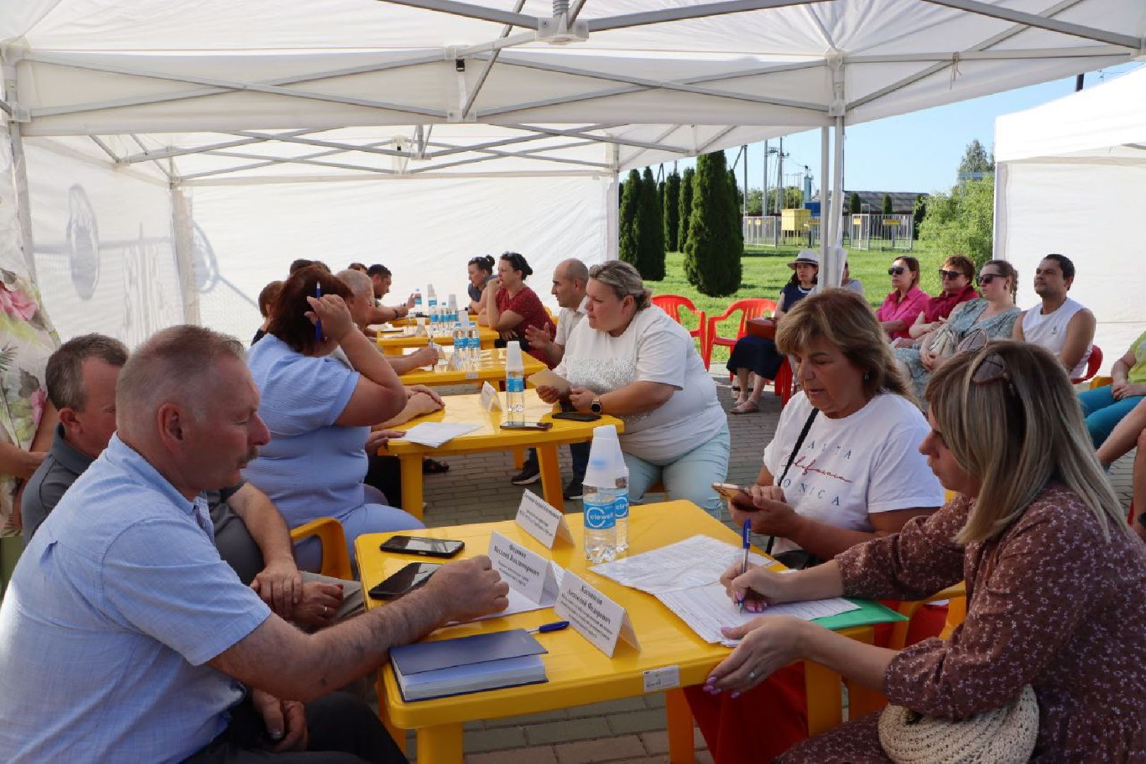 выездная администрация в парке,серебряные пруды, парк серебряный,