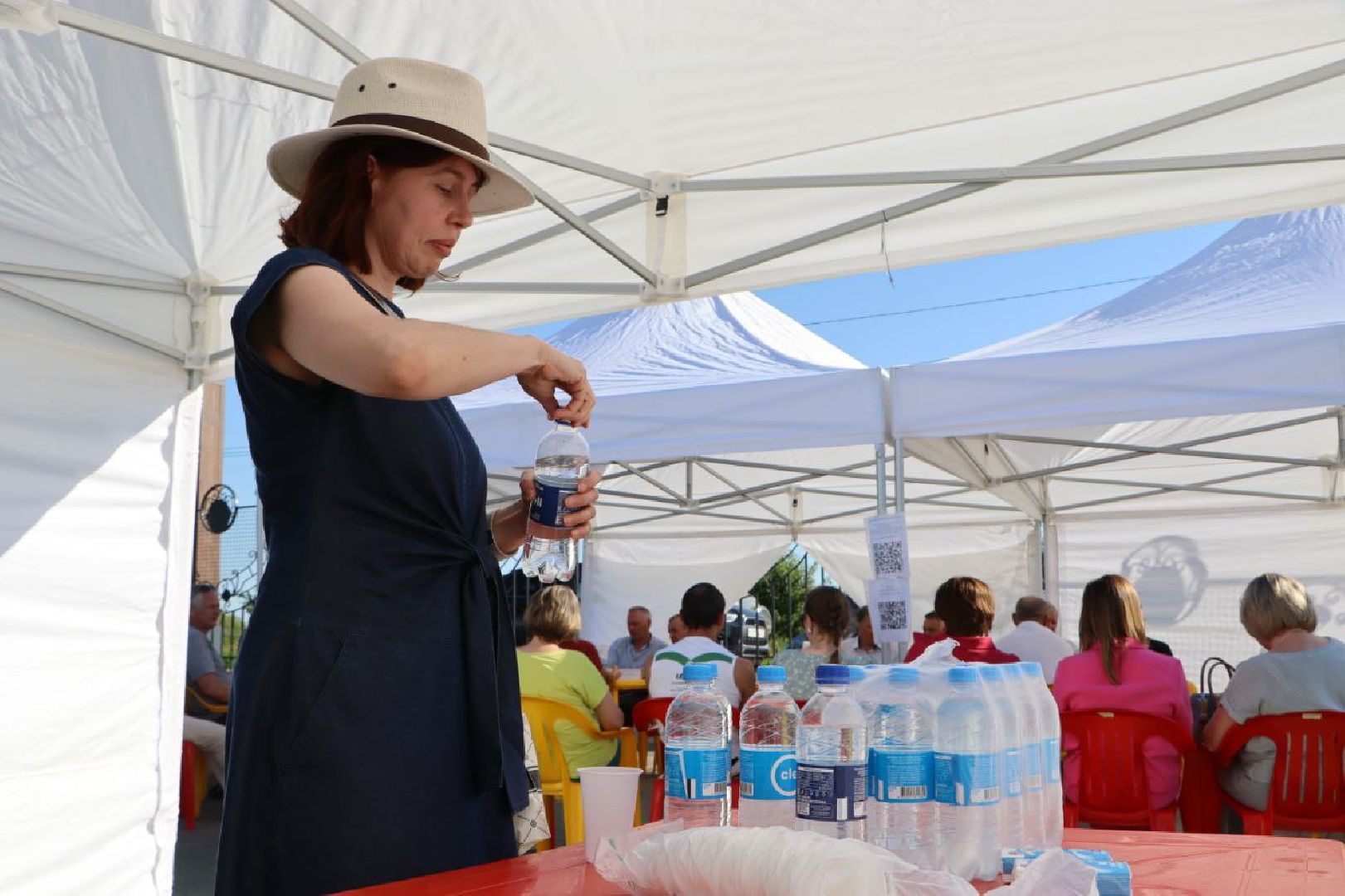 выездная администрация в парке,серебряные пруды, парк серебряный,