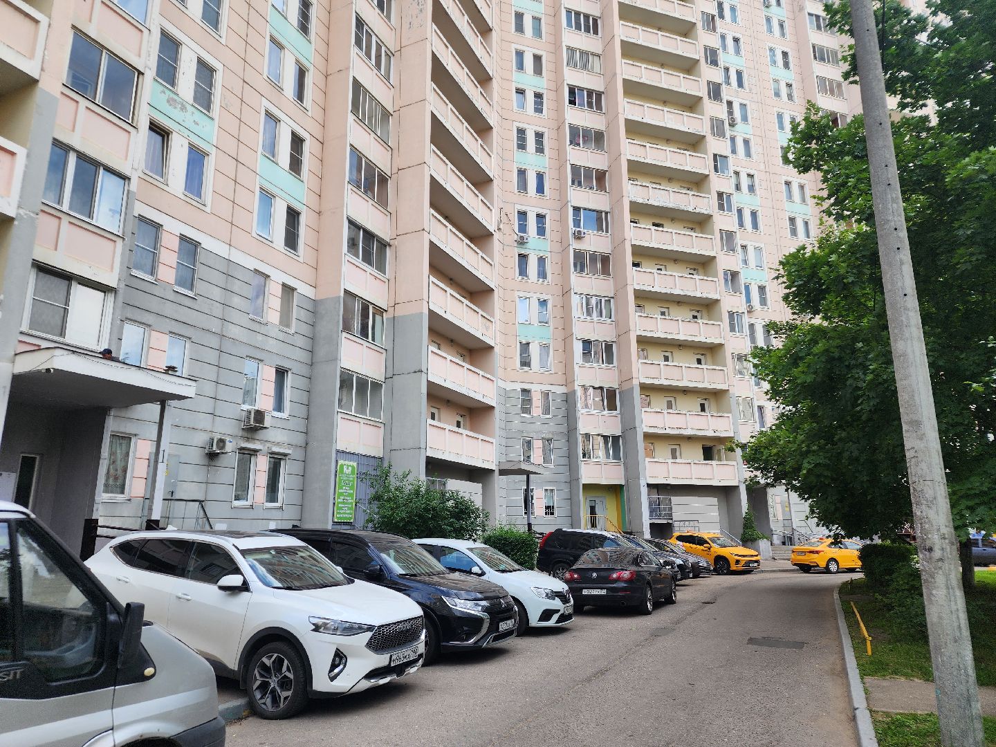 Подольск , Благоустройство , новые лавочки,