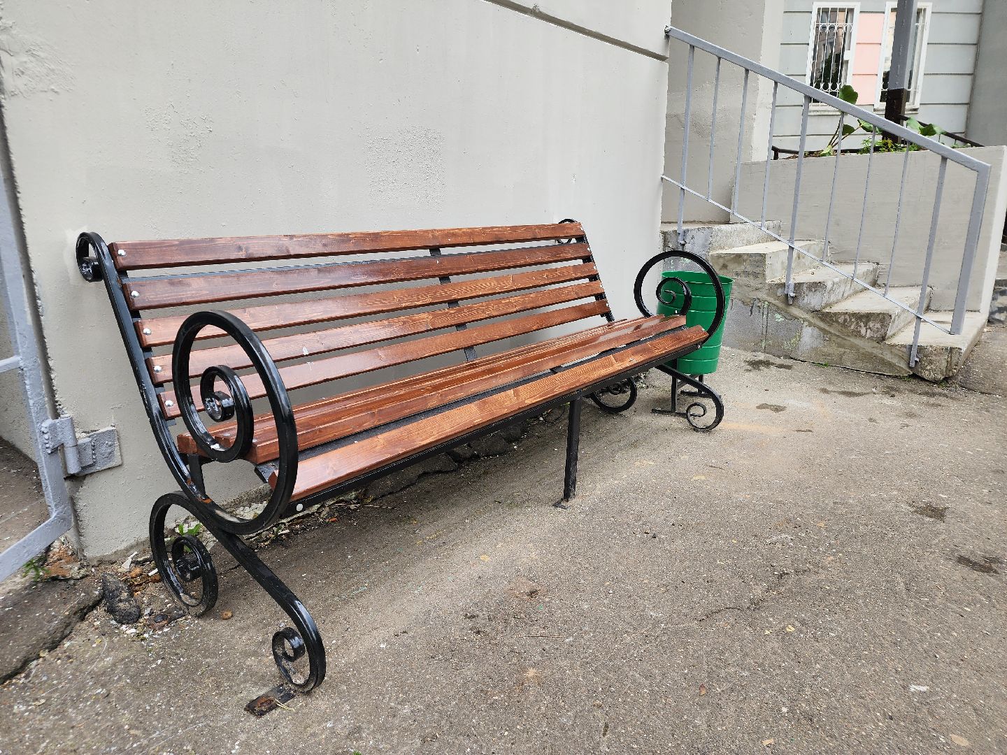 Подольск , Благоустройство , новые лавочки,