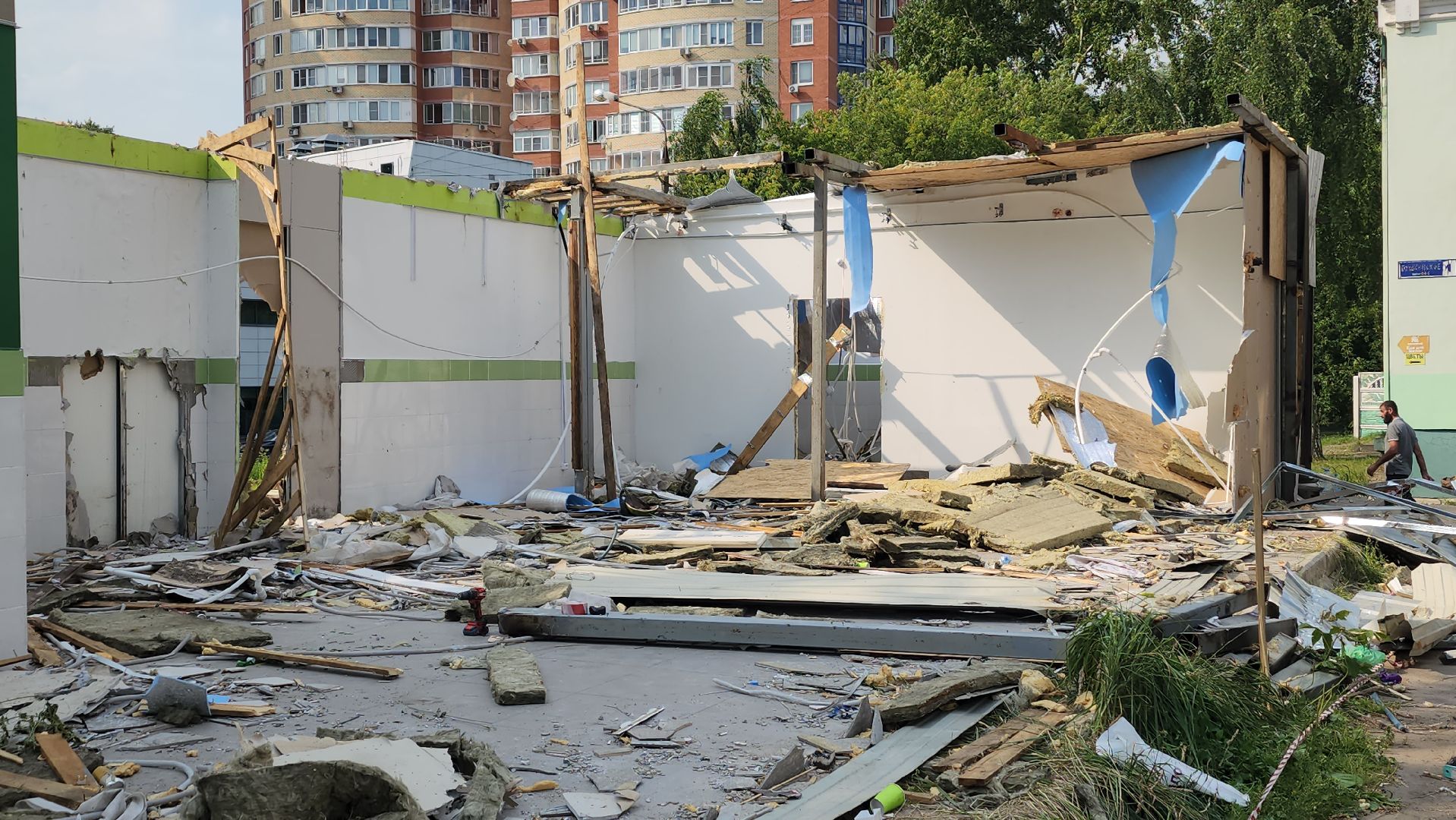 вертикалки, пушкино, снос, павильон, демонтажные работы,демонтаж торгового павильона,