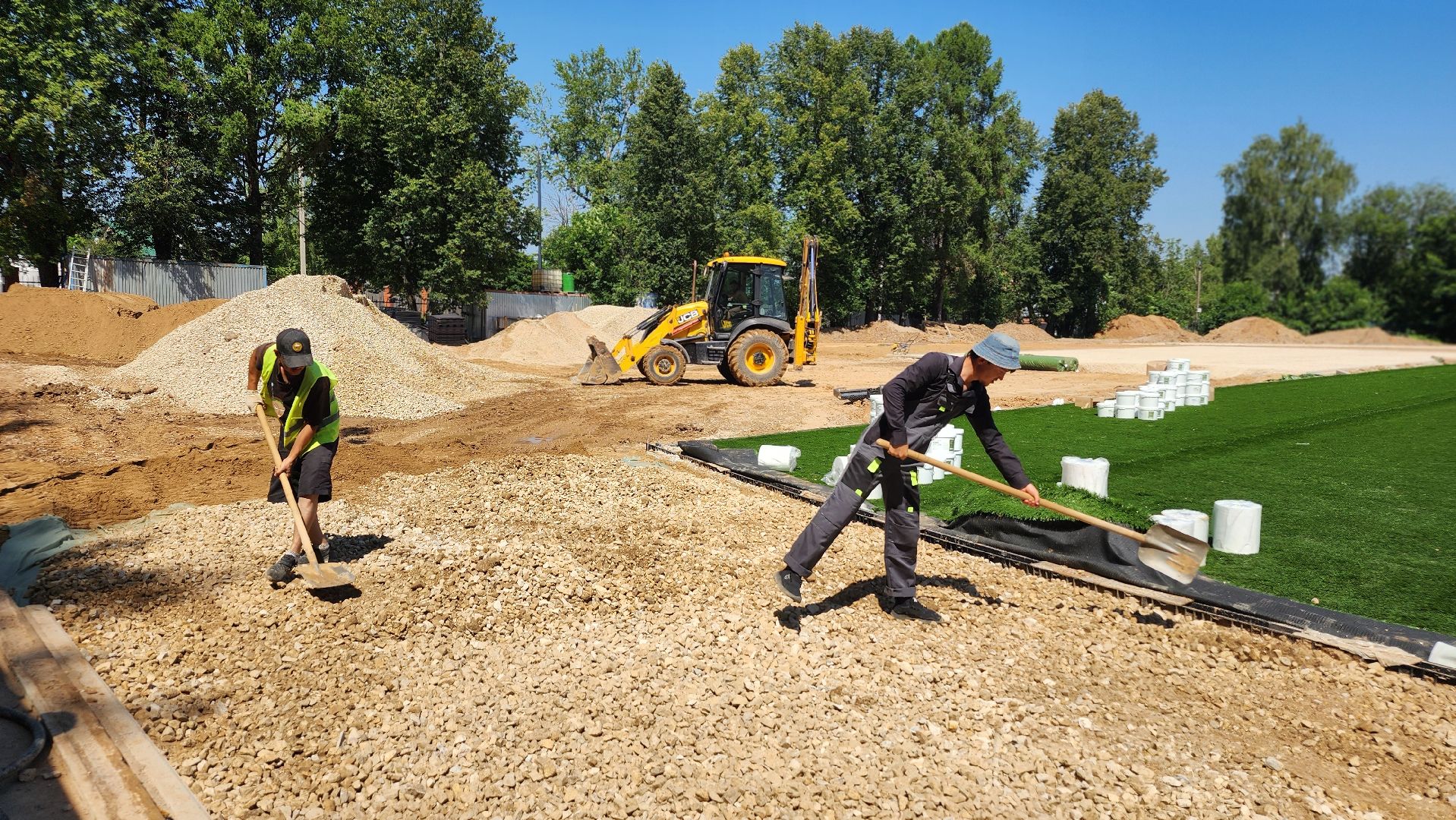 волоколамск, ремонт стадиона, искусственная трава,