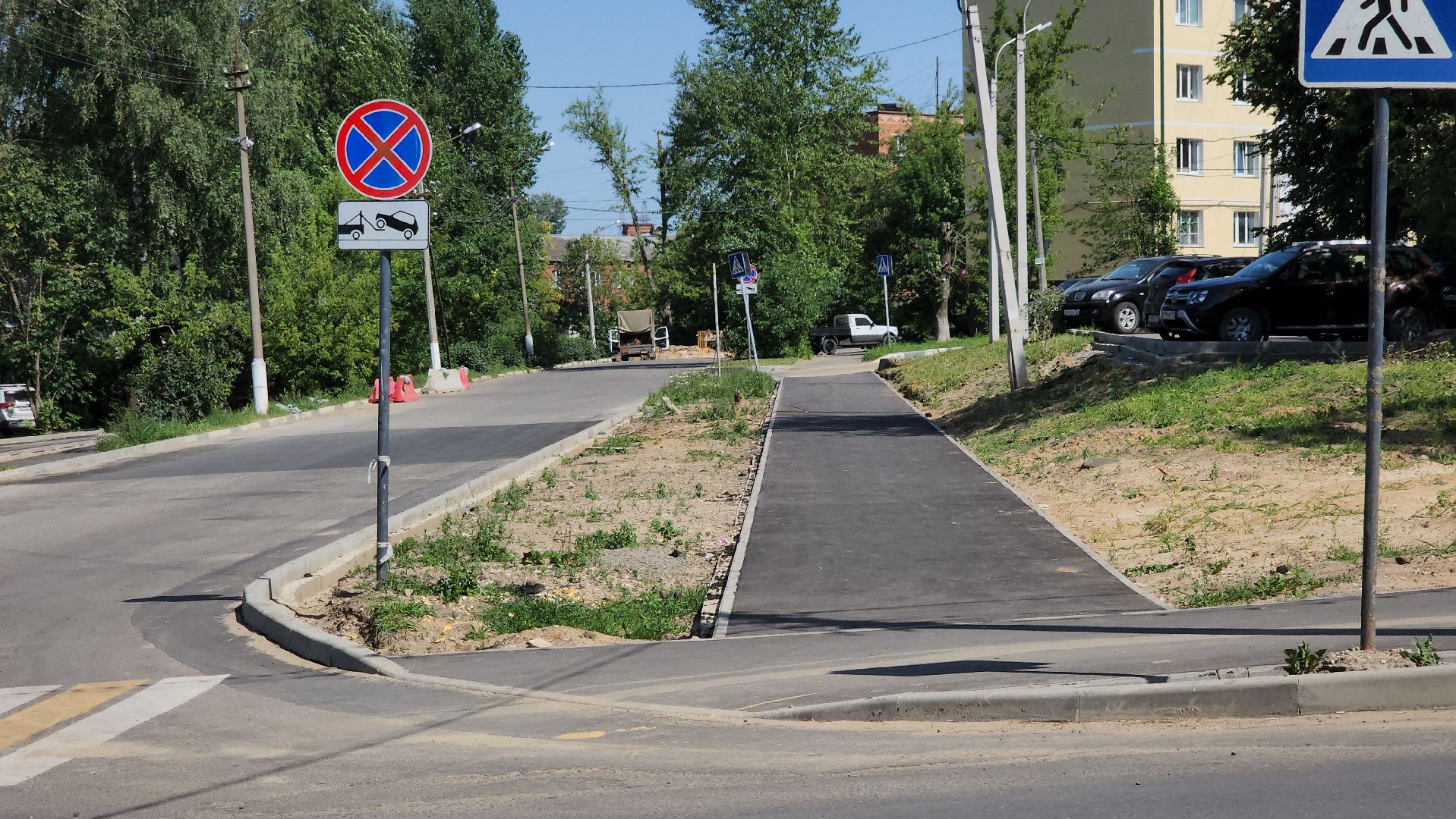 кашира, благоустройство, дворы, парковка автомобилей, теплотрасса, асфальтирование дворов,