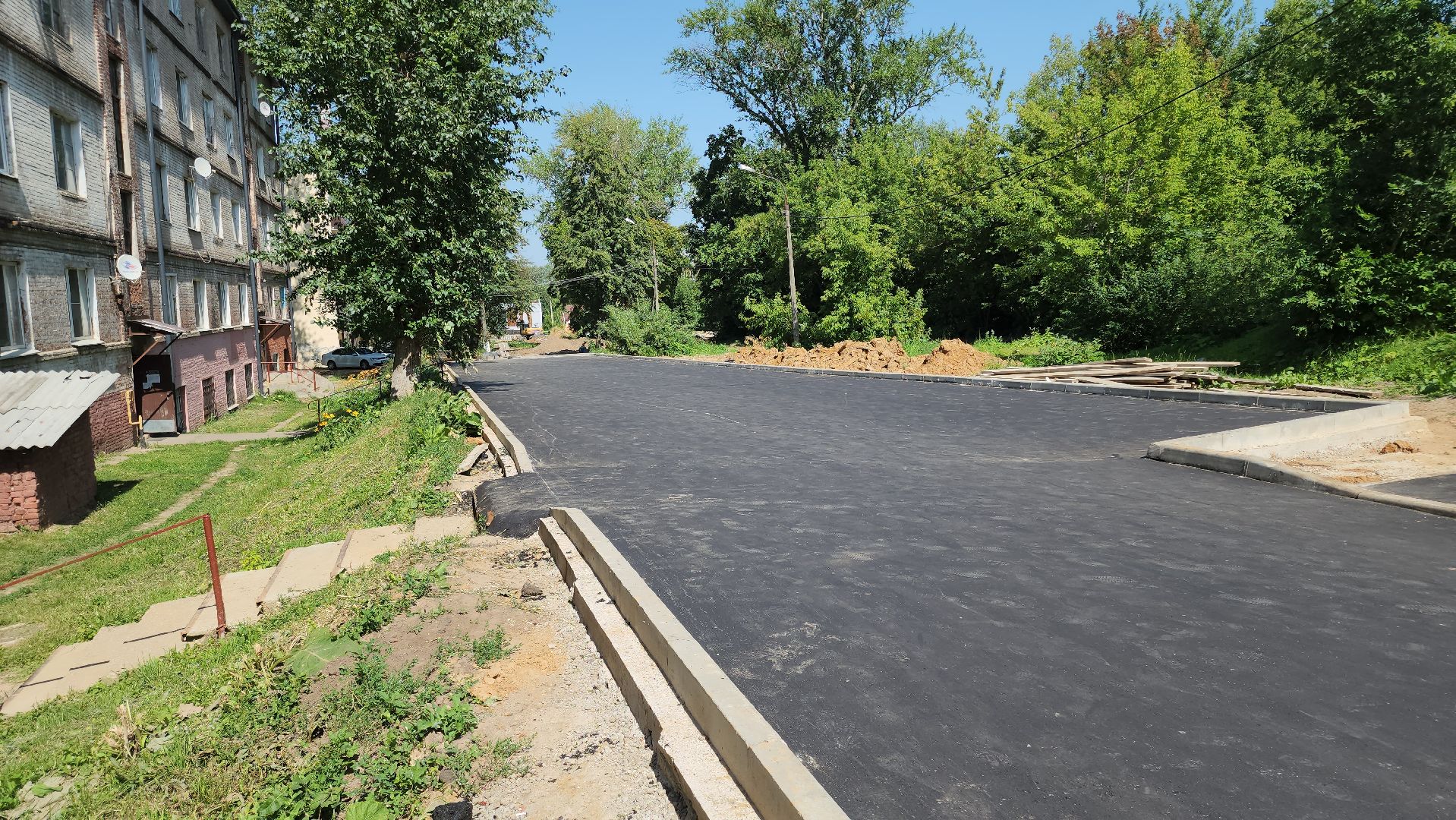 кашира, благоустройство, дворы, парковка автомобилей, теплотрасса, асфальтирование дворов,