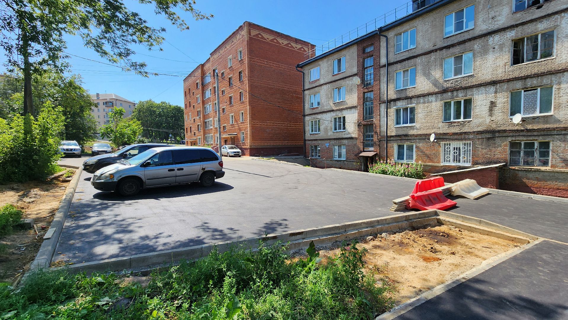 кашира, благоустройство, дворы, парковка автомобилей, теплотрасса, асфальтирование дворов,