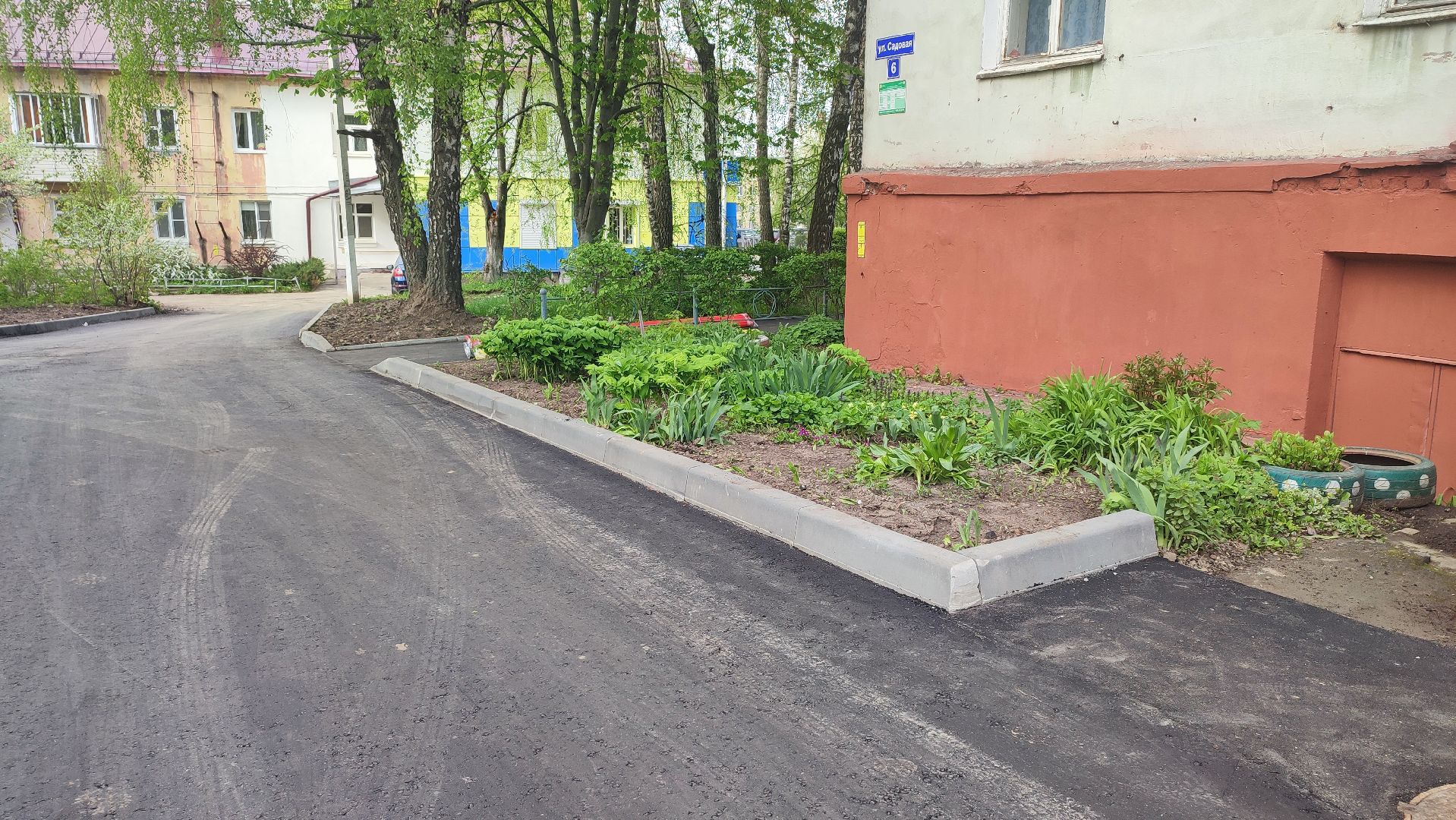 Кашира, благоустройство, двор, МКД, асфальт, бордюрный камень