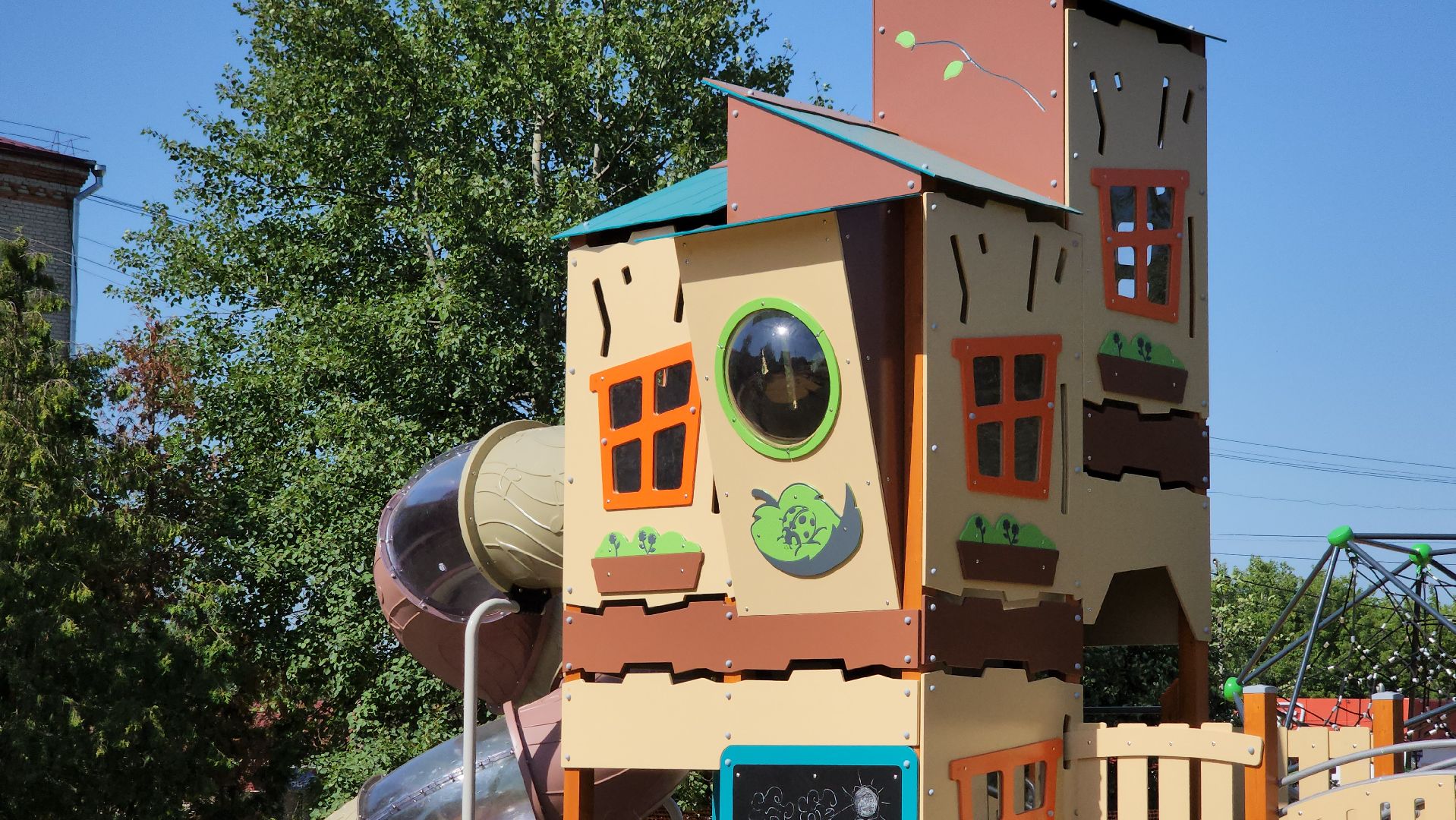 кашира, благоустройство, детская игровая площадка, модернизация, обновление детских площадок, безопасное покрытие, дети, отдых,