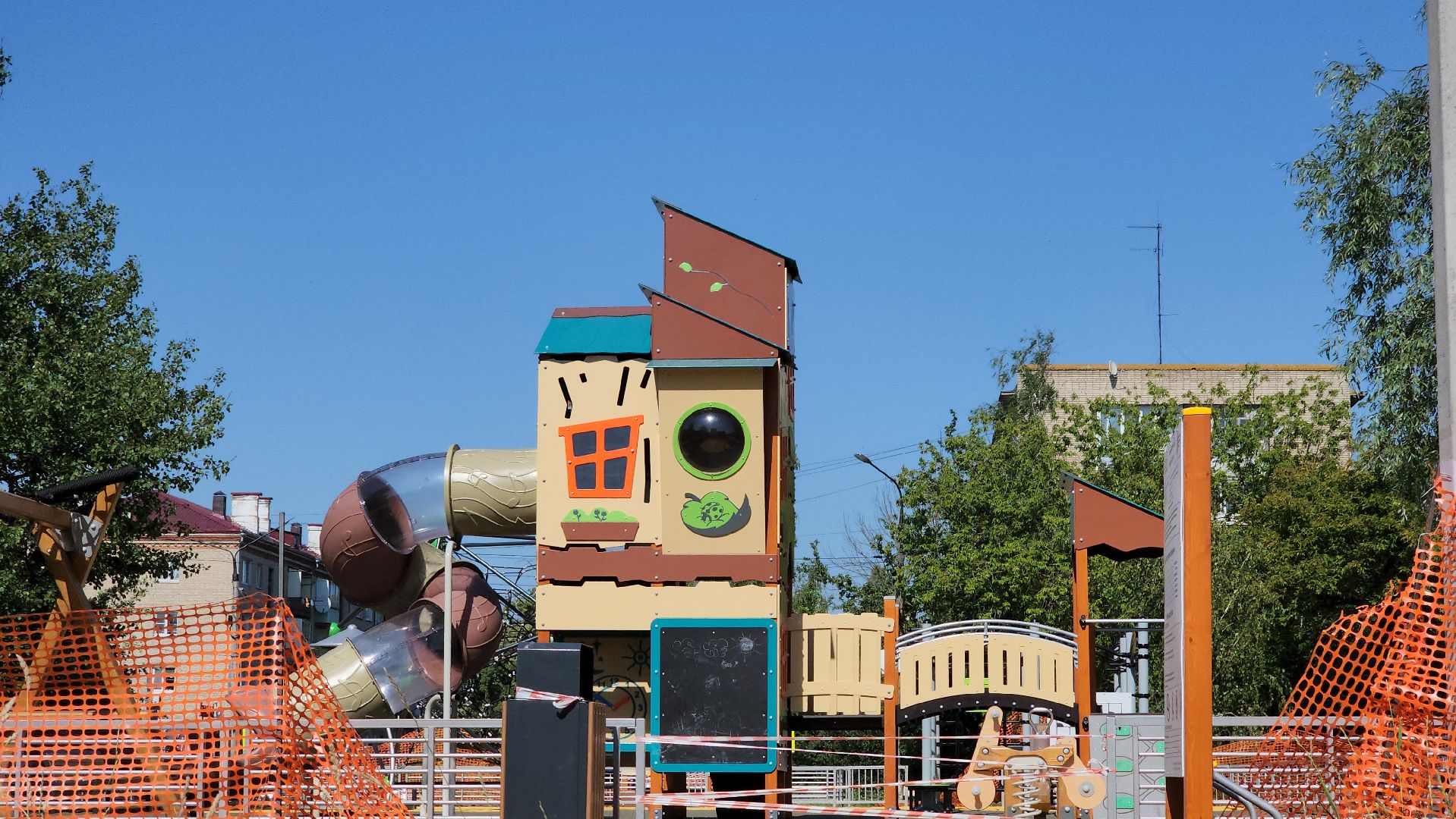 кашира, благоустройство, детская игровая площадка, модернизация, обновление детских площадок, безопасное покрытие, дети, отдых,