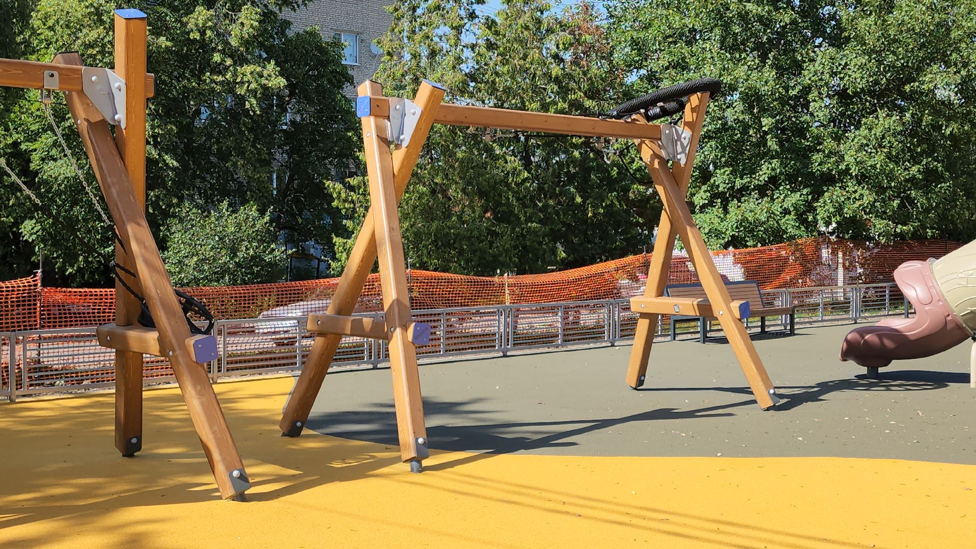 кашира, благоустройство, детская игровая площадка, модернизация, обновление детских площадок, безопасное покрытие, дети, отдых,